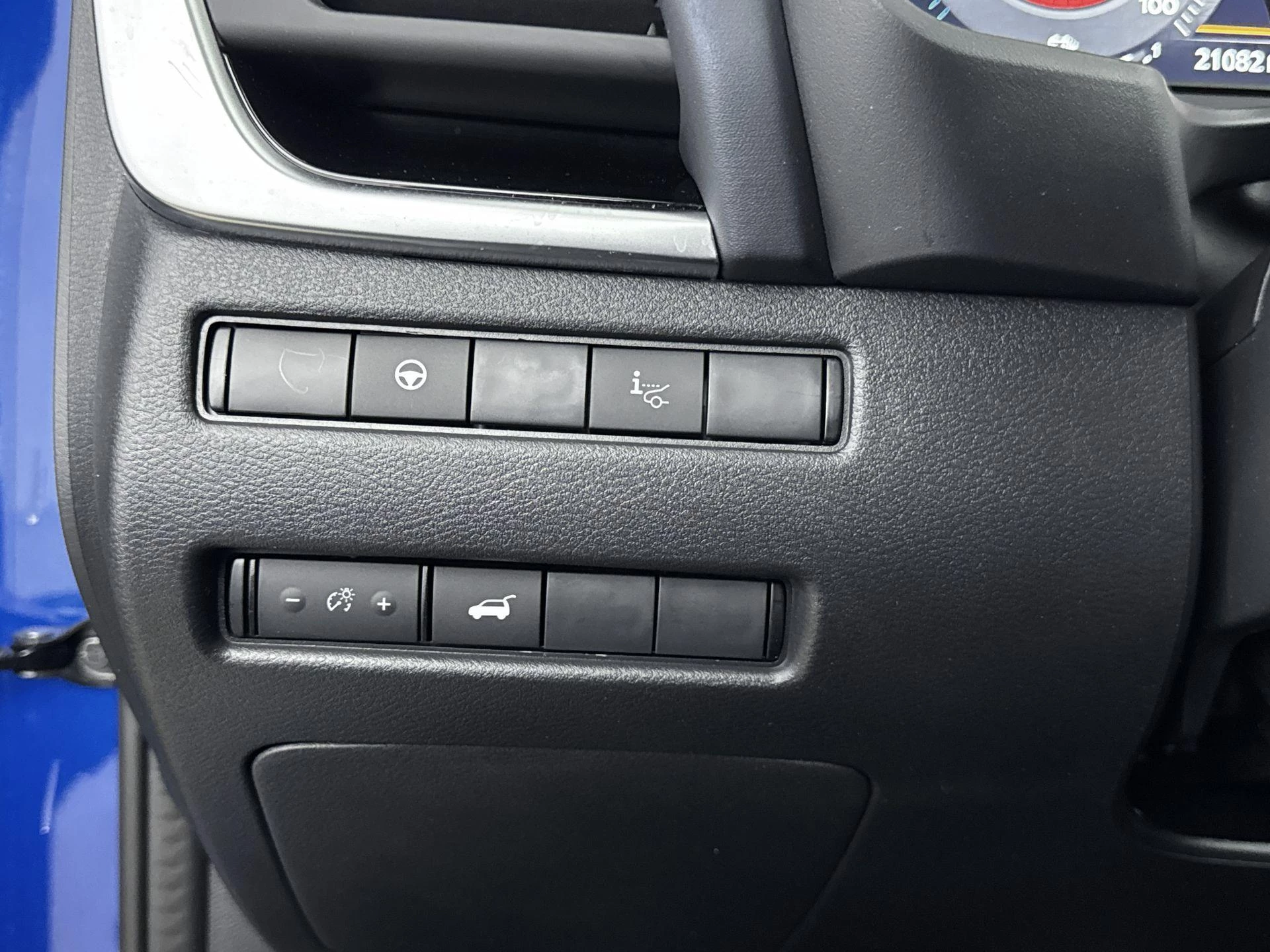 Nissan-QASHQAI-image-26