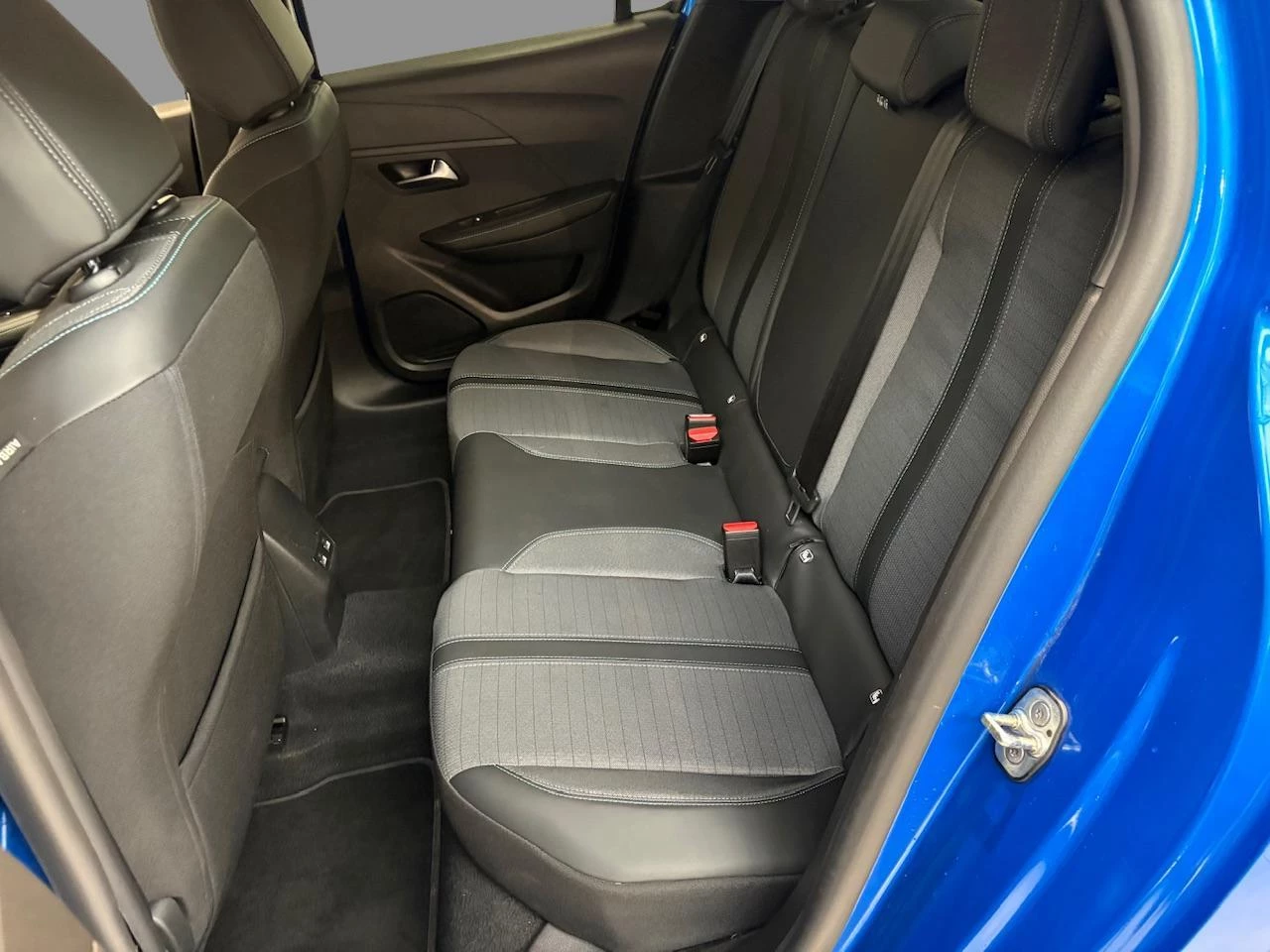 Peugeot-208-image-15