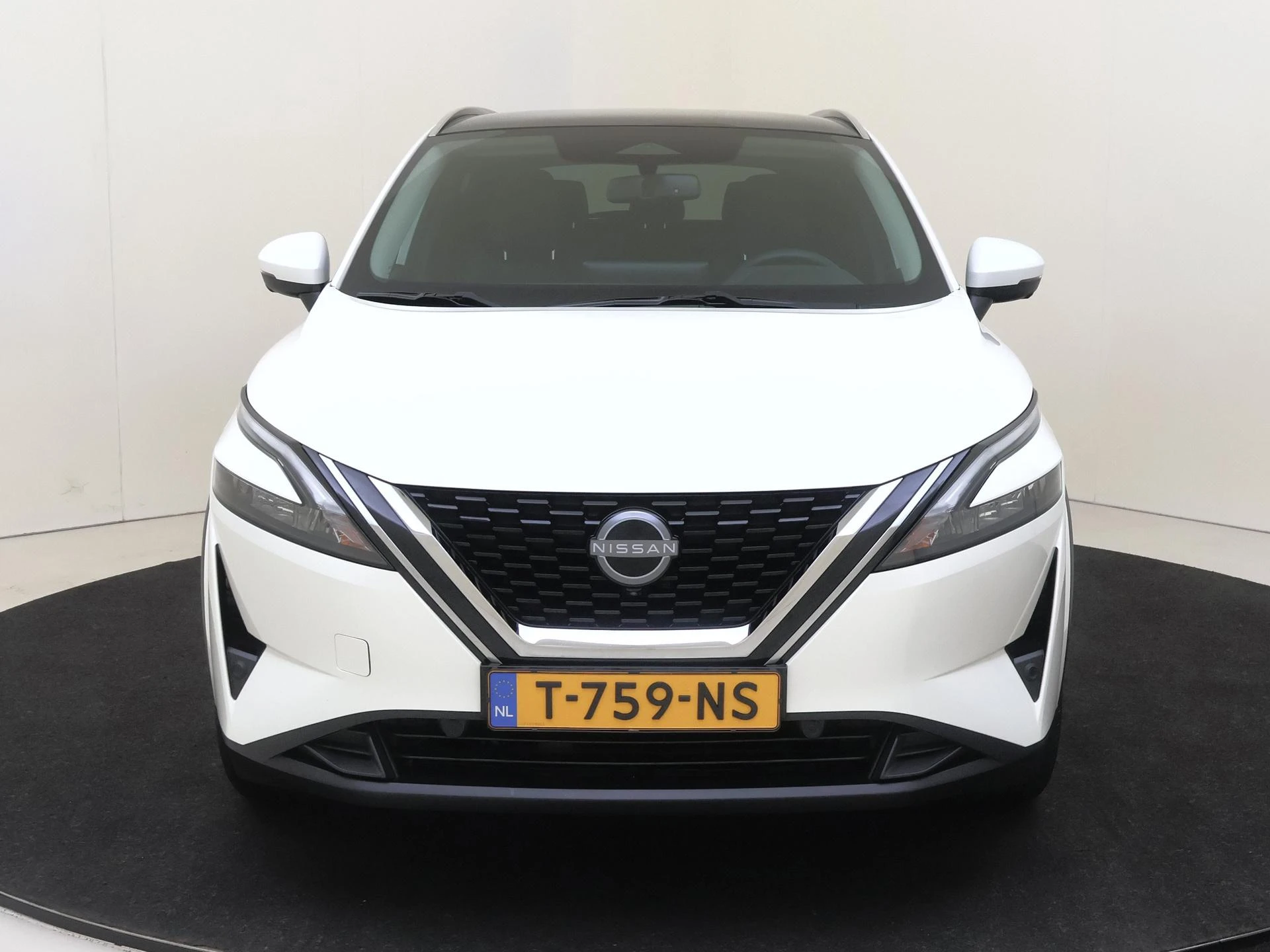 Nissan-QASHQAI-image-5