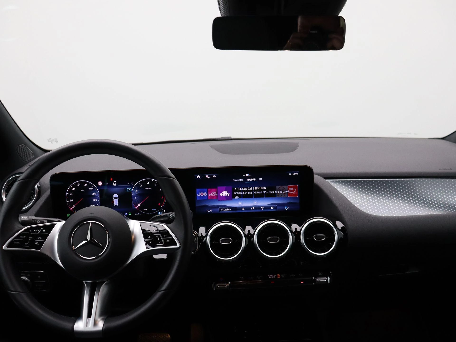 Mercedes-Benz Classe B 180 Business Line + CARPLAY + LED +