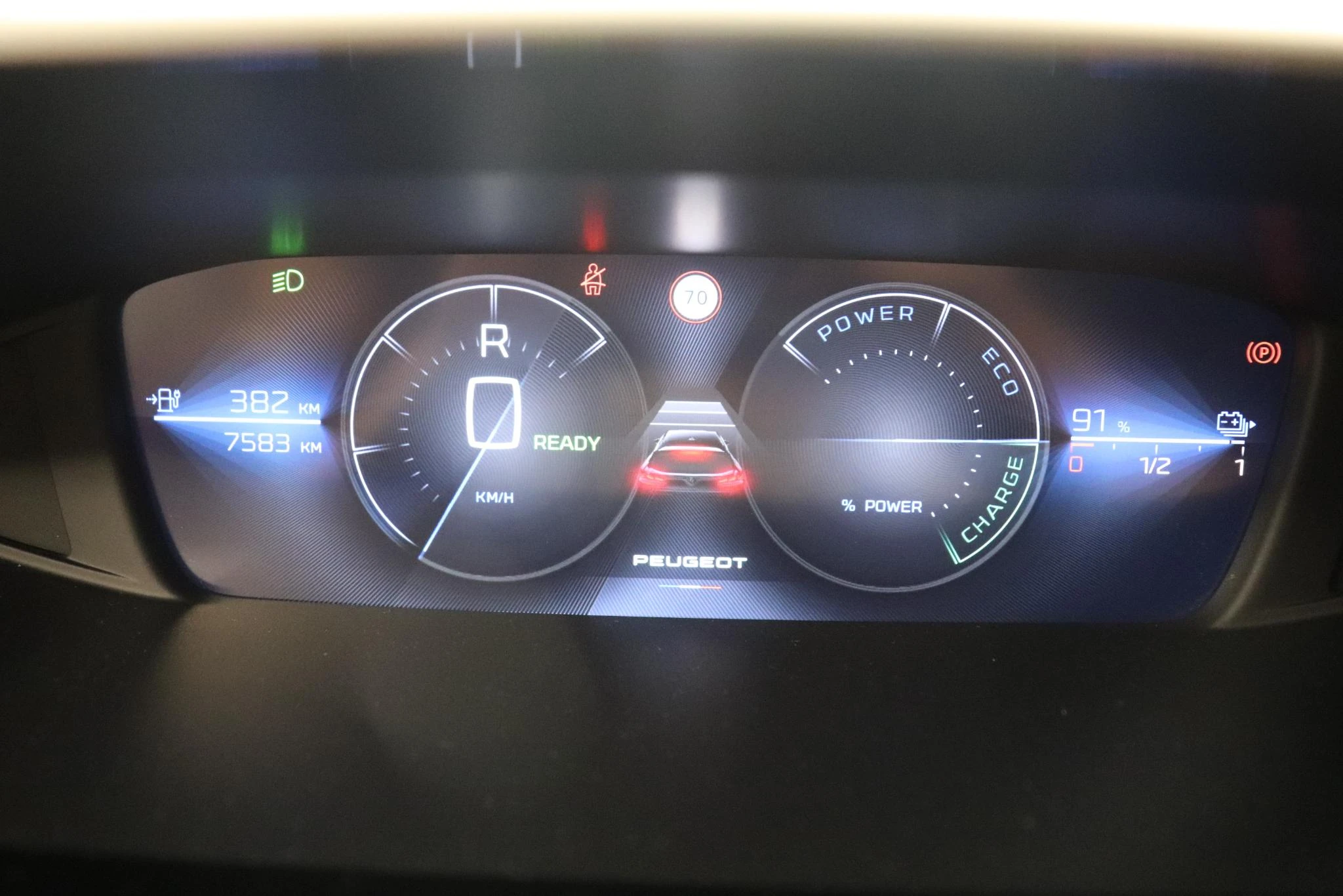 Peugeot-e-308-image-14