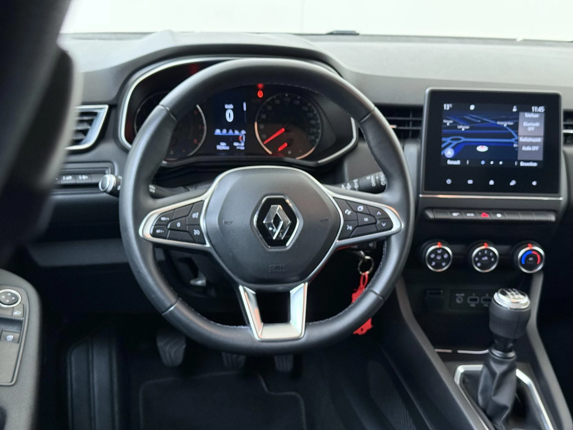 Renault-Clio-image-9
