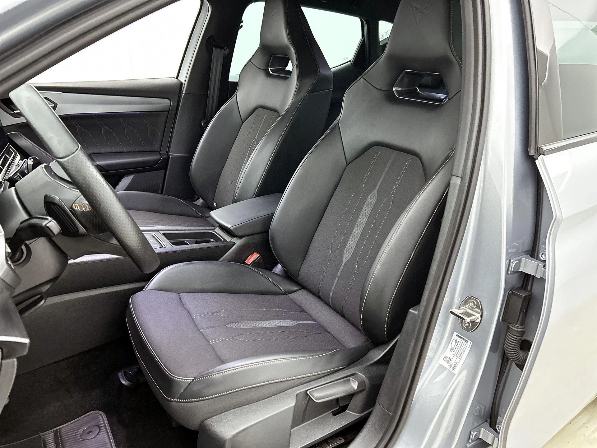 CUPRA-Leon-image-39