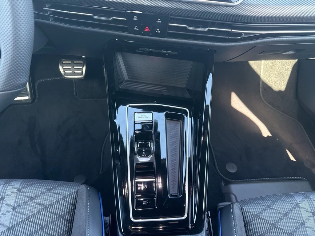 Volkswagen Golf R-Line 1,5 l eTSI OPF 110 kW (150 PS) 7-Gang-Doppelkupplungsgetriebe DSG R-Line"Black Style" *LED*ACC