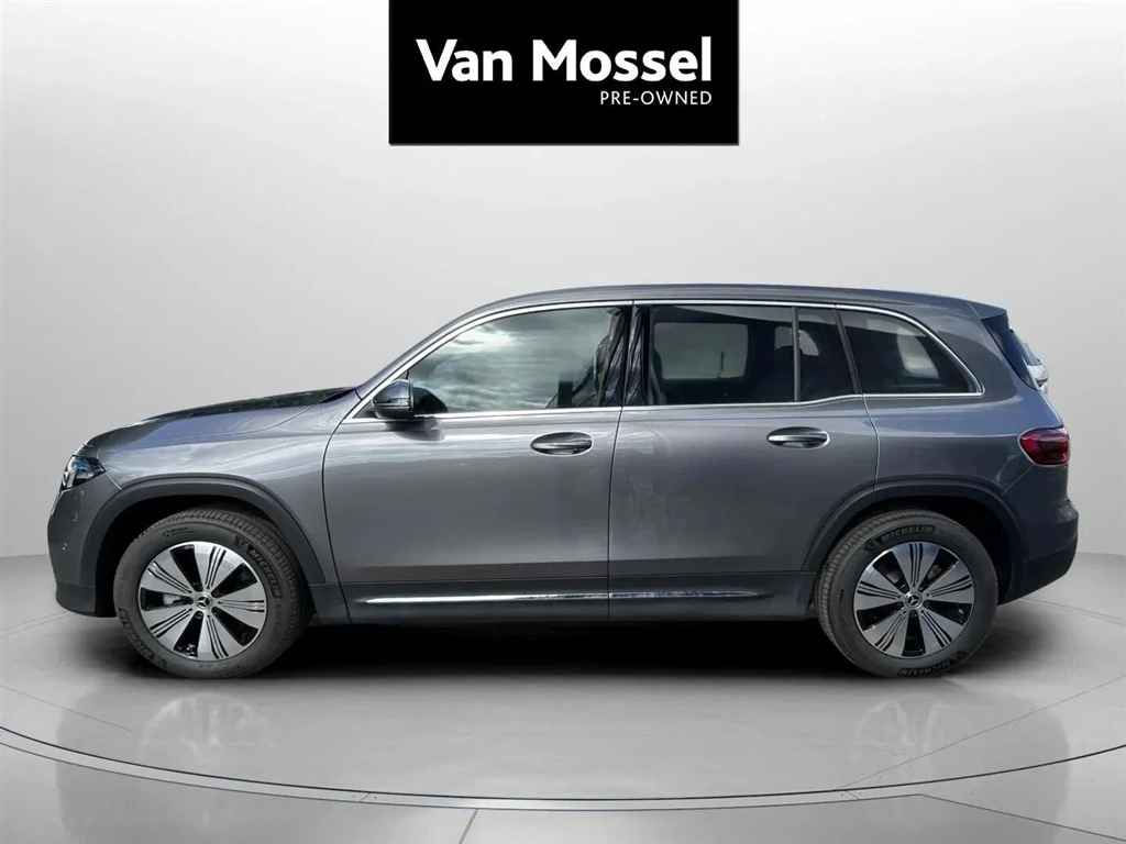 Mercedes-Benz-EQB-image-7