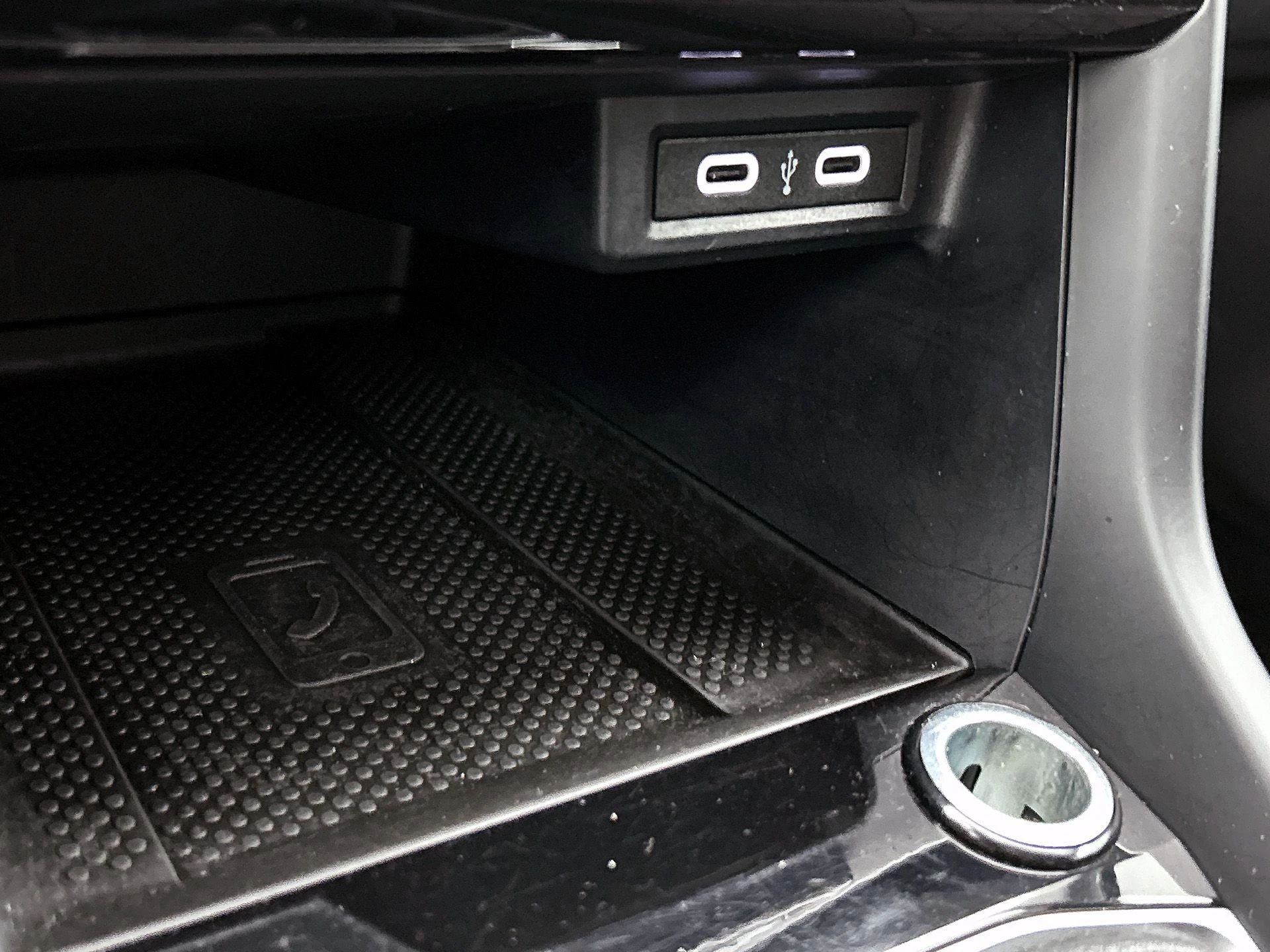 Volkswagen-T-Cross-image-28