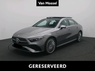 Mercedes-Benz Classe A 250 e STAR EDITION + AMG LINE + PANO DAK + MULTIBEAM + CARPLAY +
