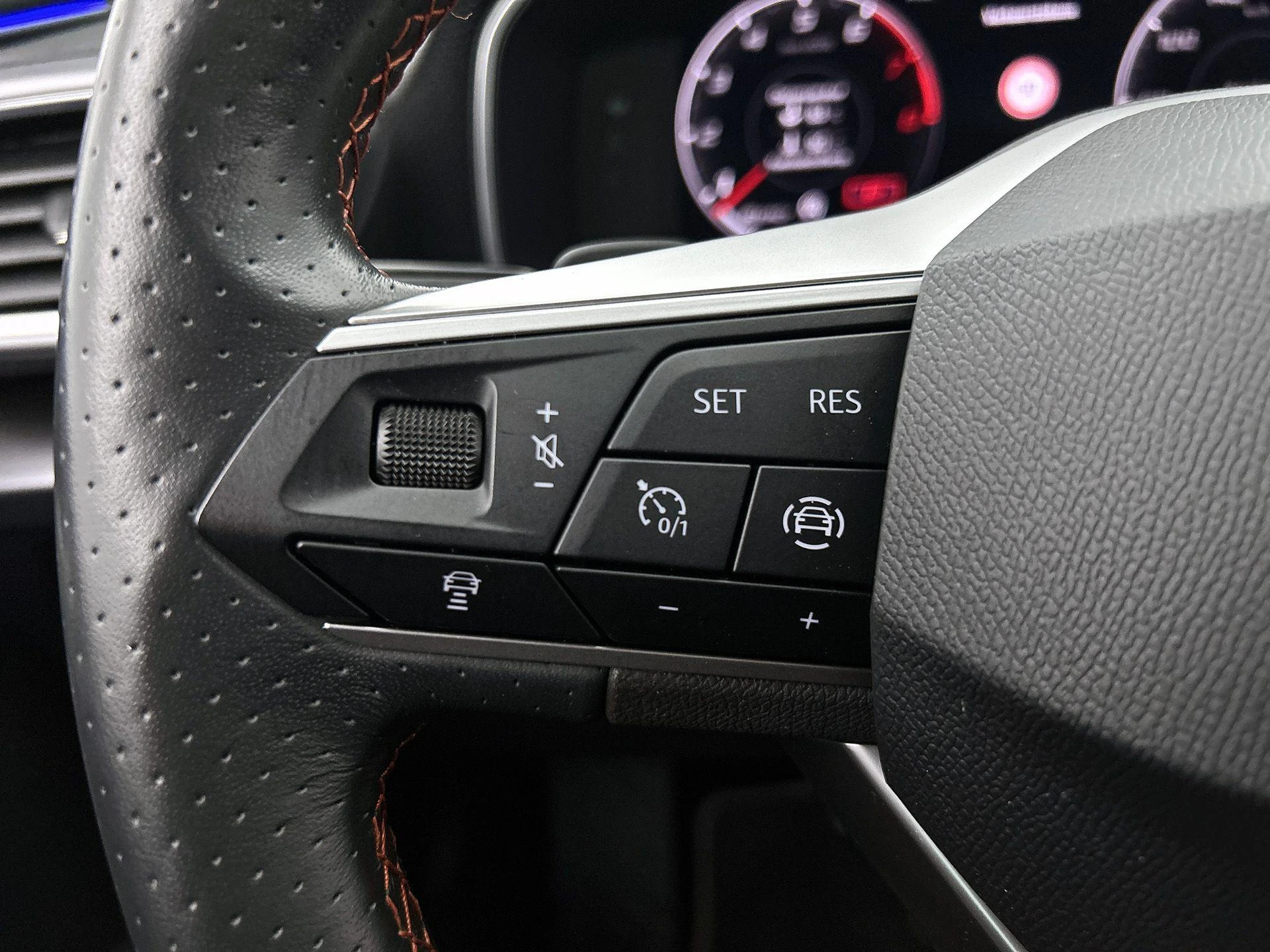SEAT-Leon-image-5