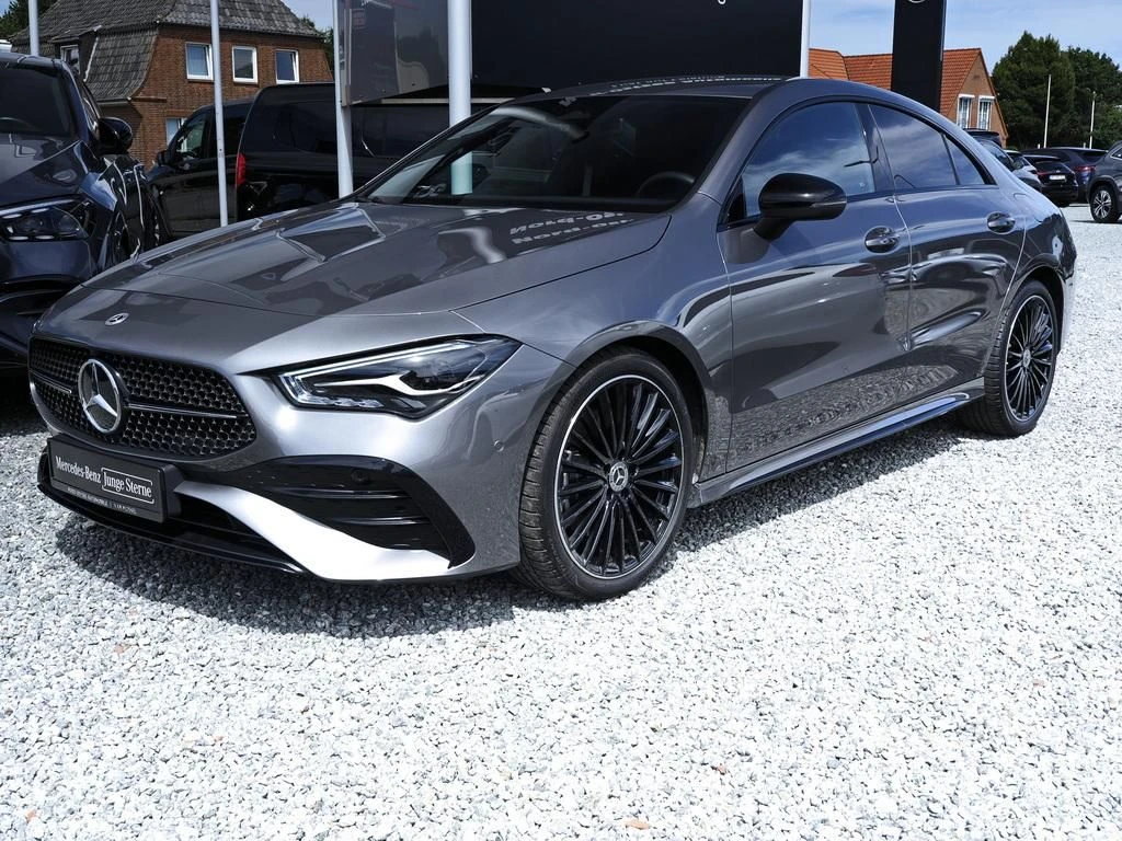 Mercedes-Benz-CLA 200-image-7