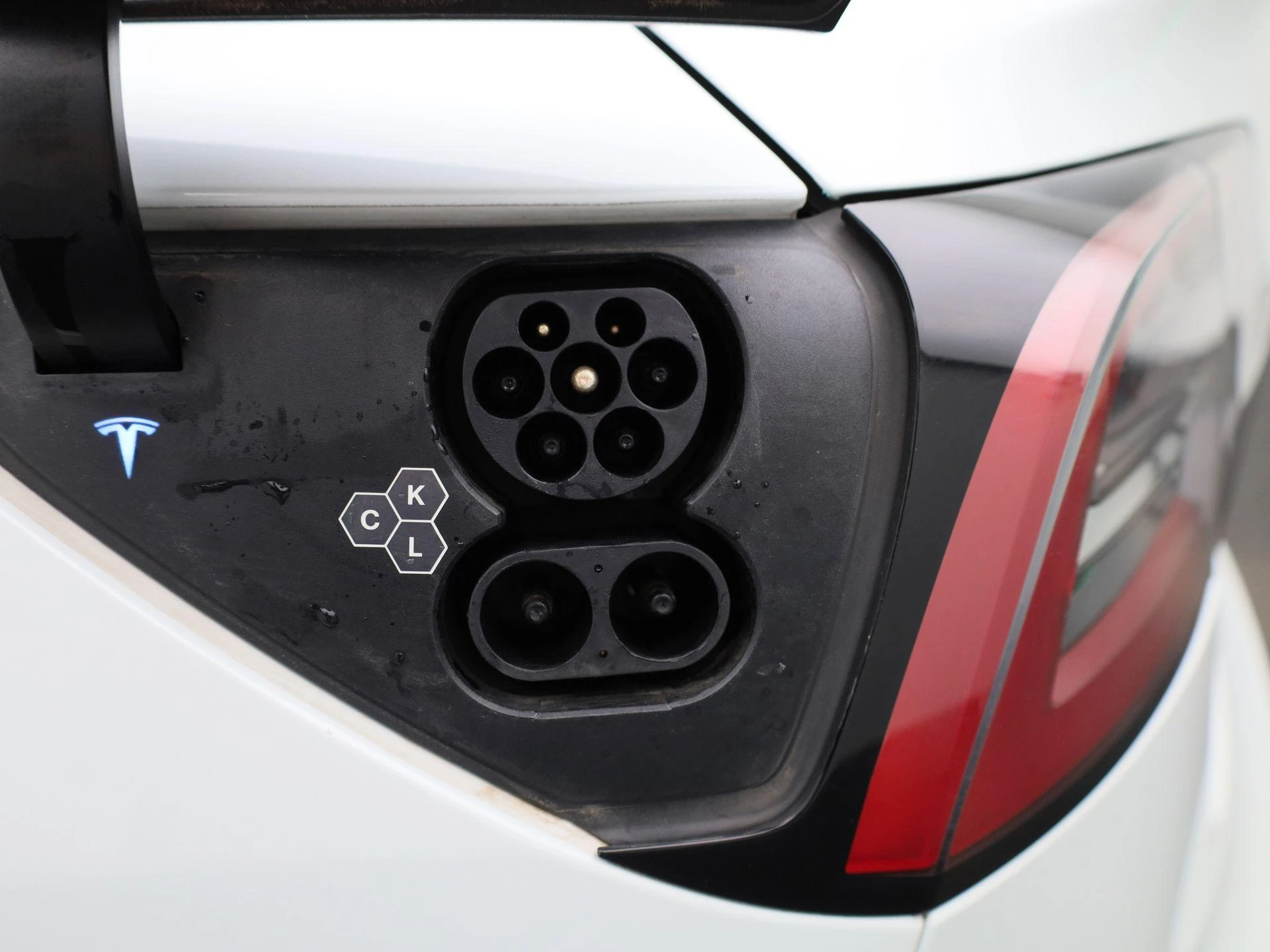 Tesla-Model 3-image-44