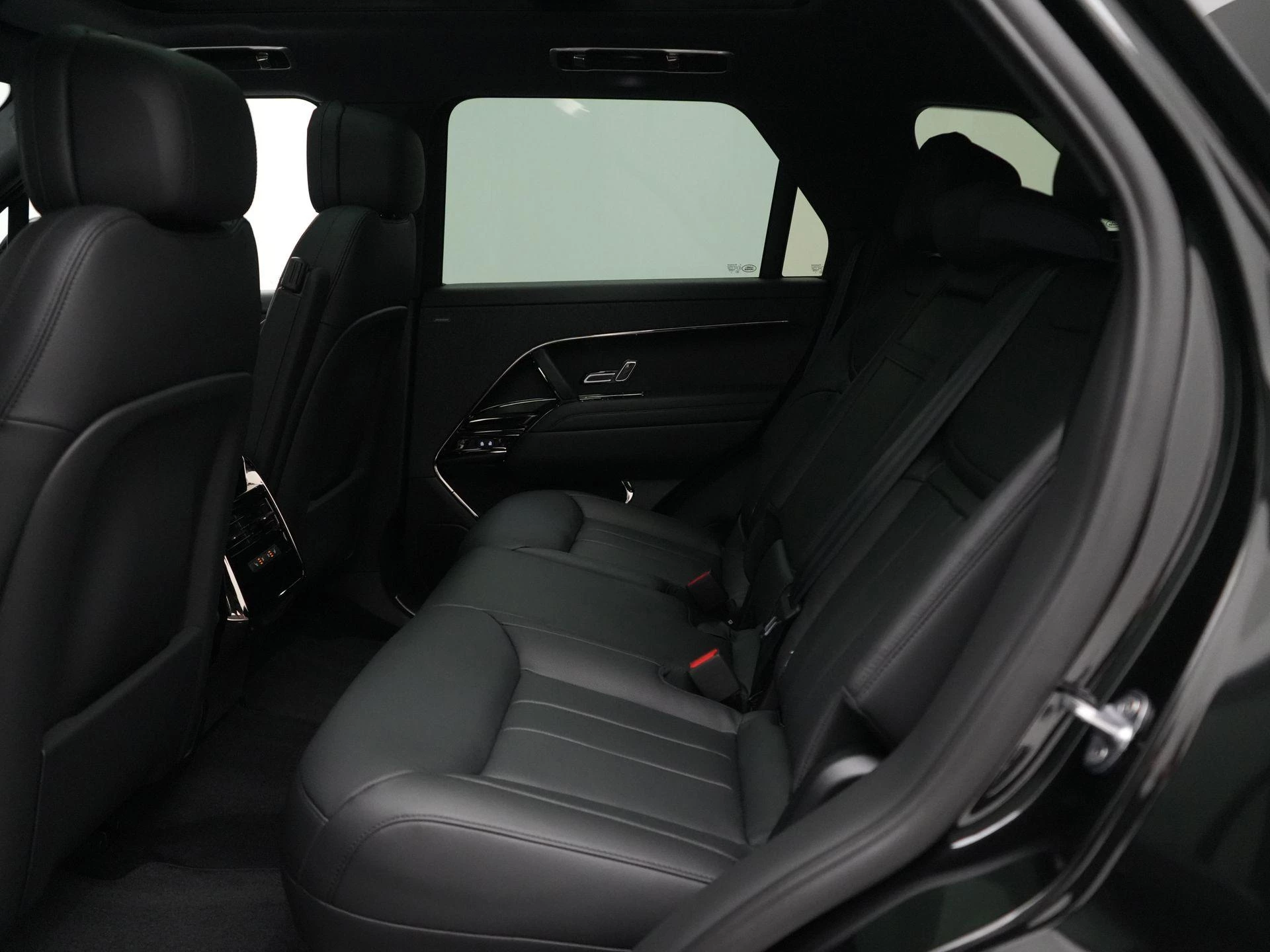 Land Rover Range Rover Sport P460e AWD Dynamic SE