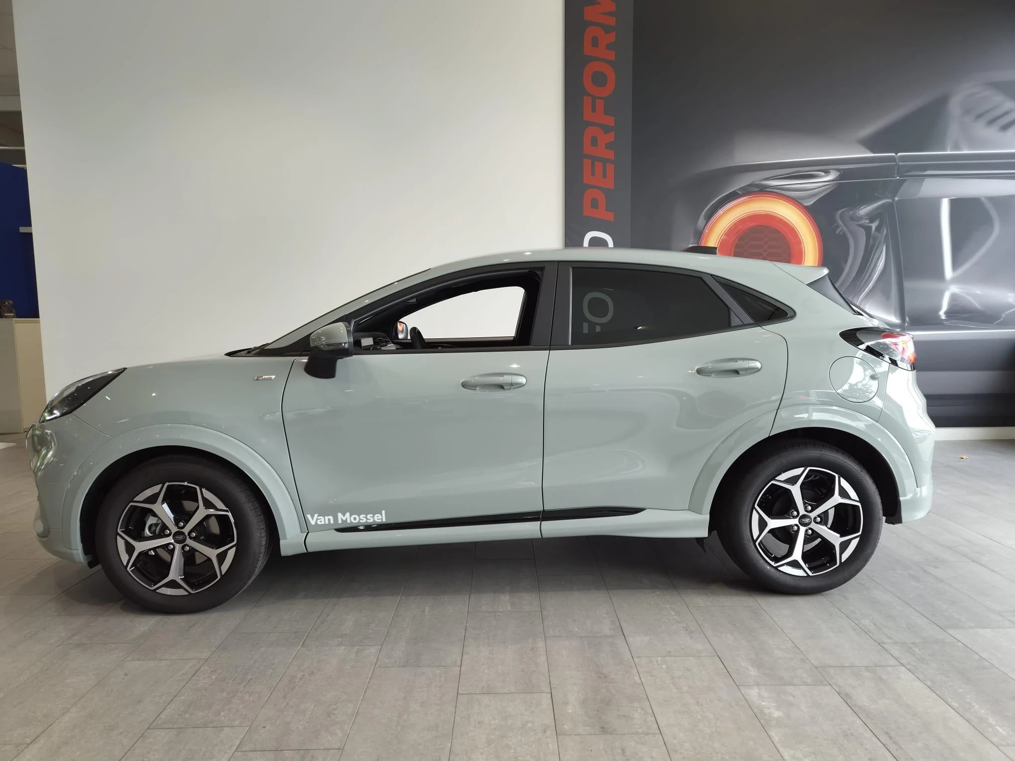 Ford-Puma-image-6