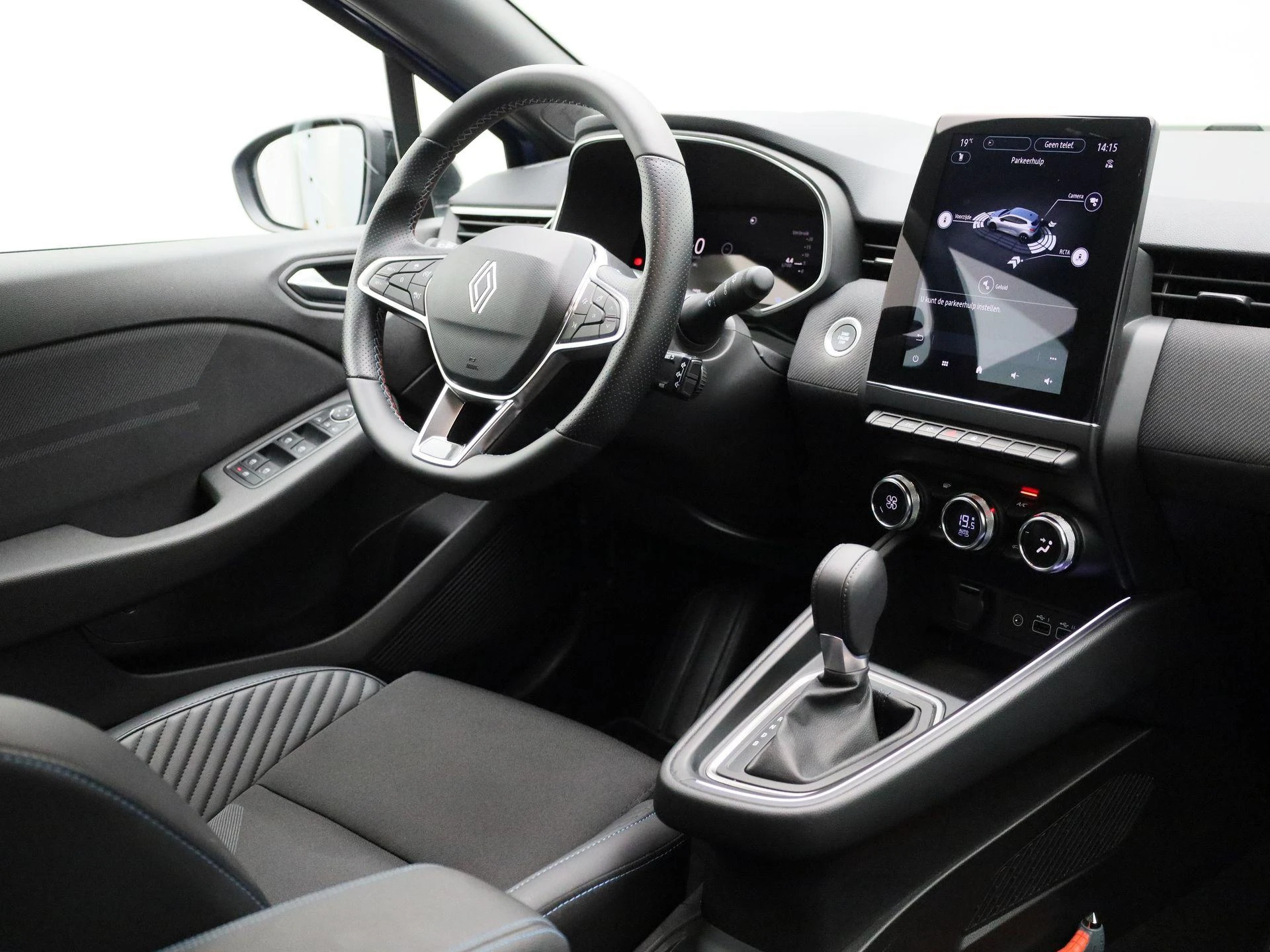 Renault-Clio-image-43