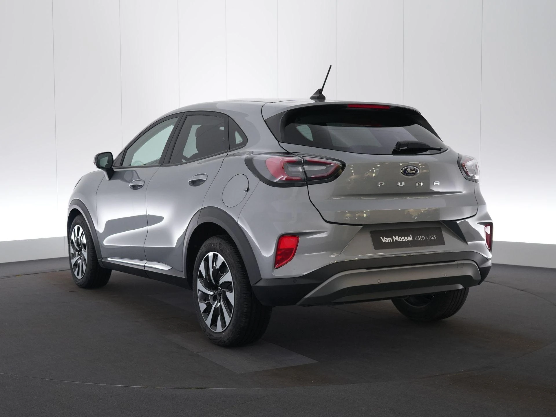 Ford Puma 1.0i Ecoboost mHEV 92kW Titanium