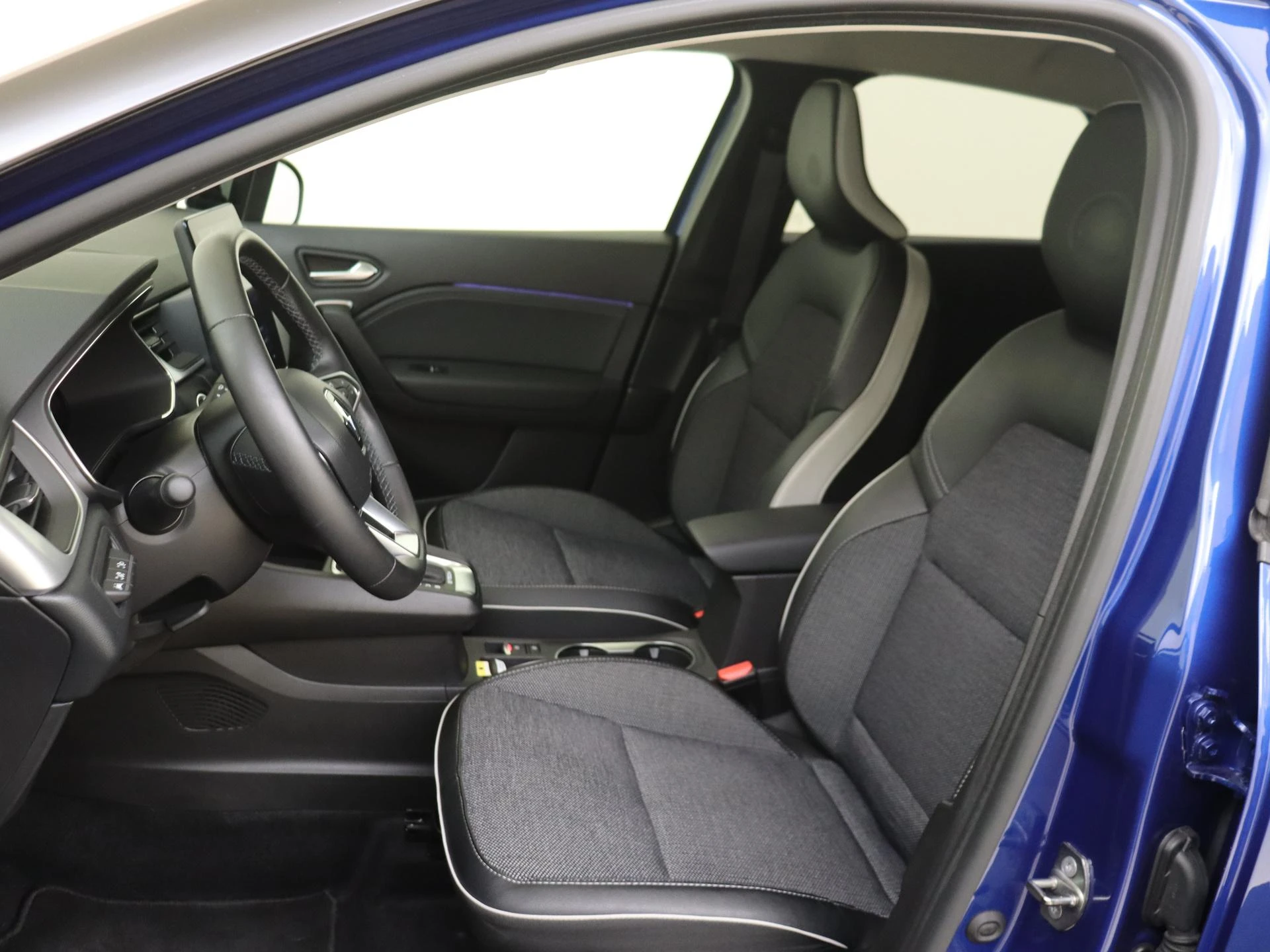Renault-Captur-image-10