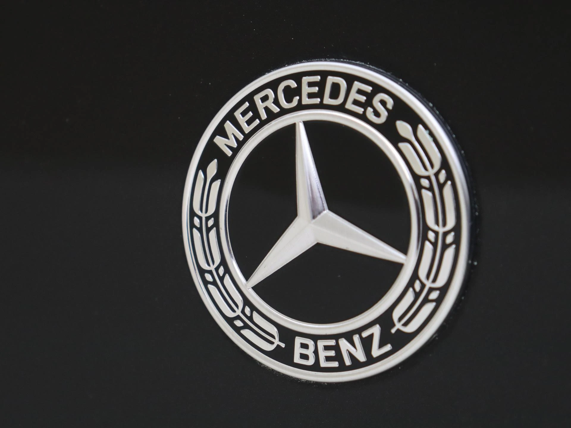Mercedes-Benz-E-Klasse-image-28