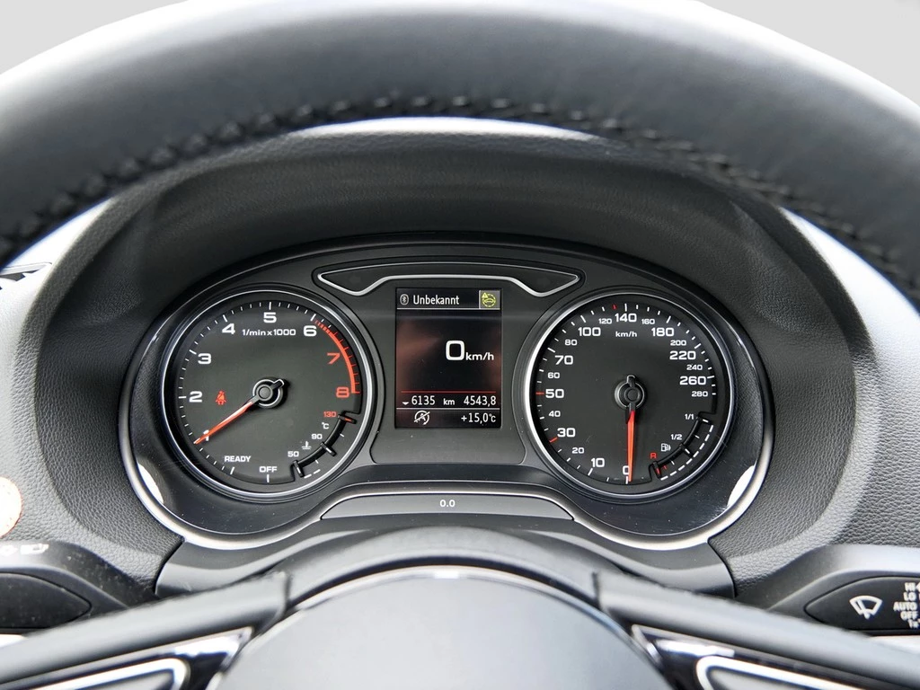Audi Q2 30 TFSI advanced *AHK*ACC*NAVI*KAMERA*