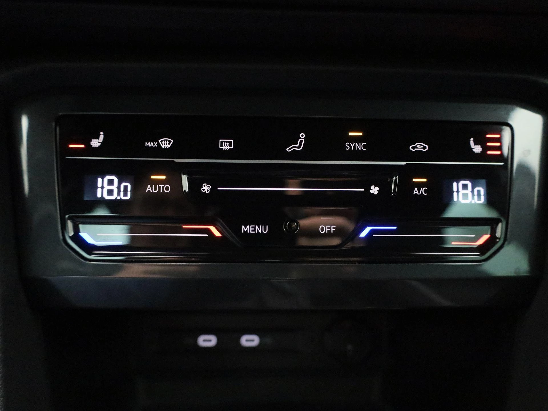Volkswagen-Tiguan-image-24