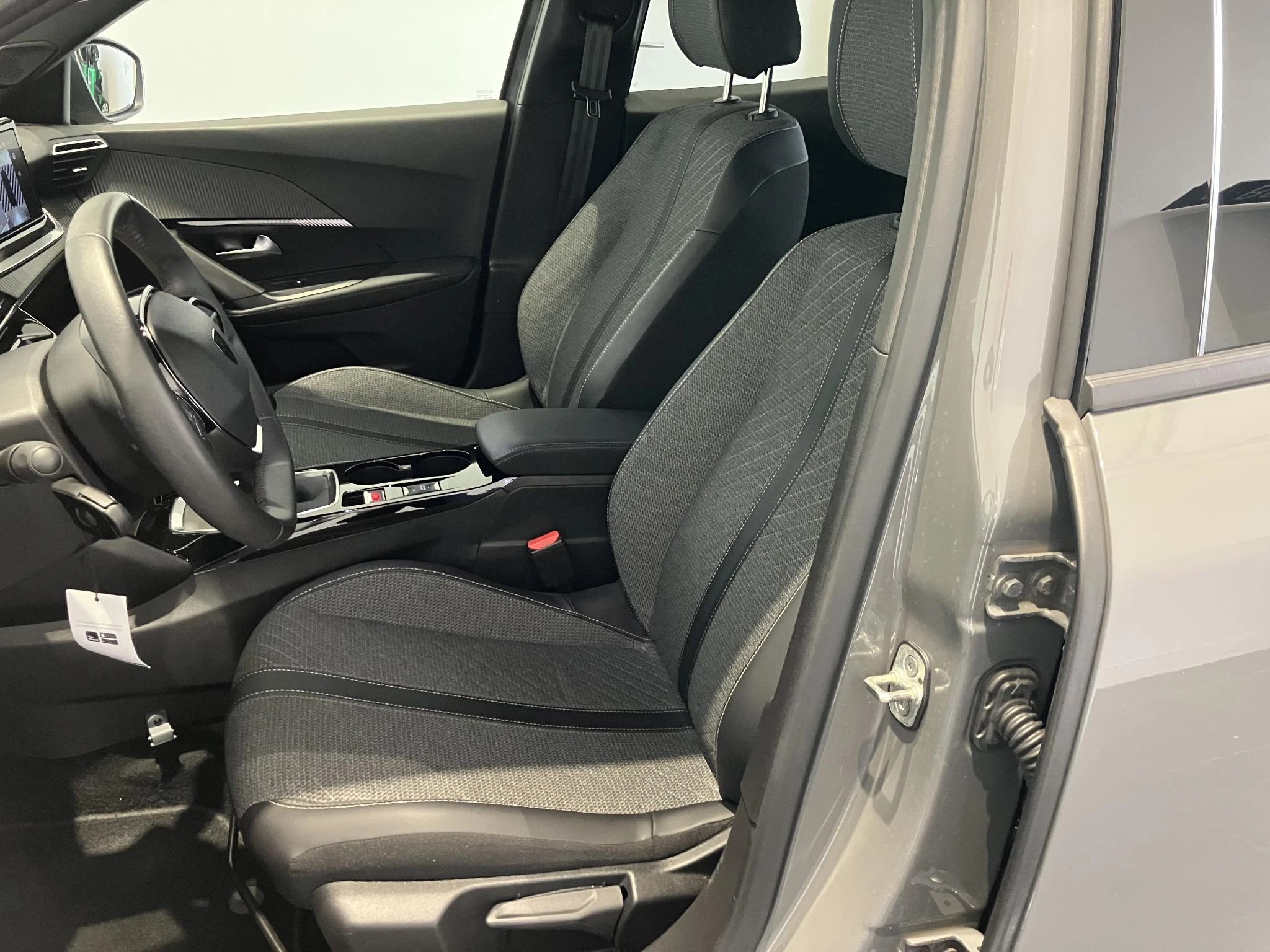 Peugeot-2008-image-13