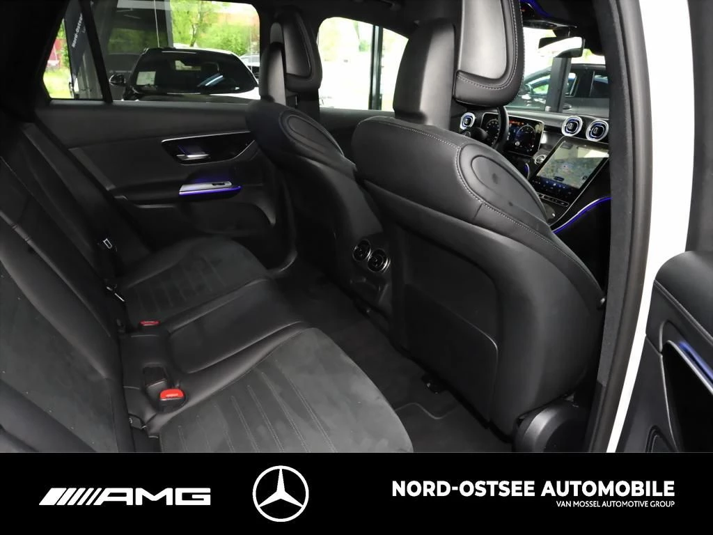 Mercedes-Benz-GLB-image-10
