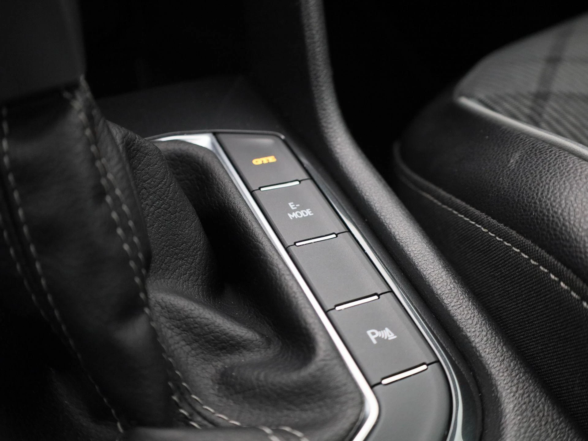 Volkswagen-Tiguan-image-33