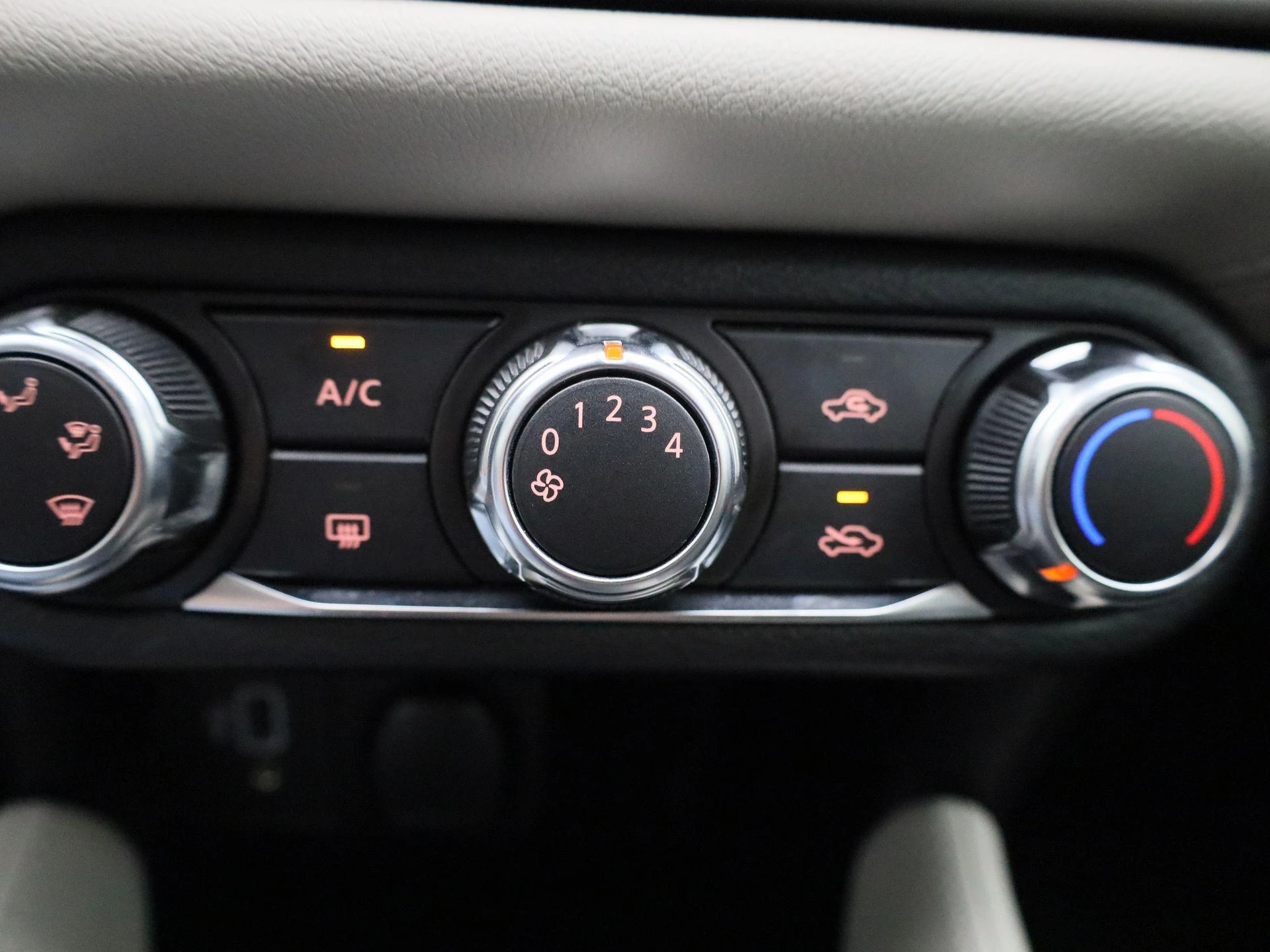 Nissan Micra 1.0 IG-T N-Connecta