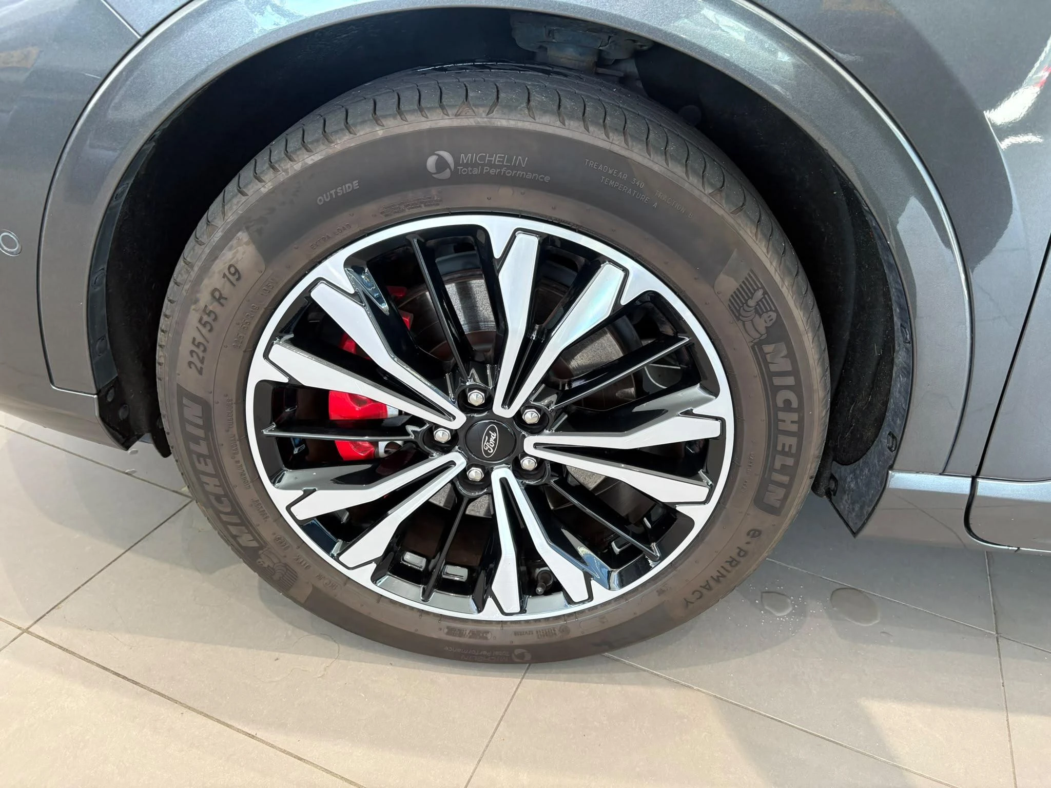 Ford-Kuga-image-7