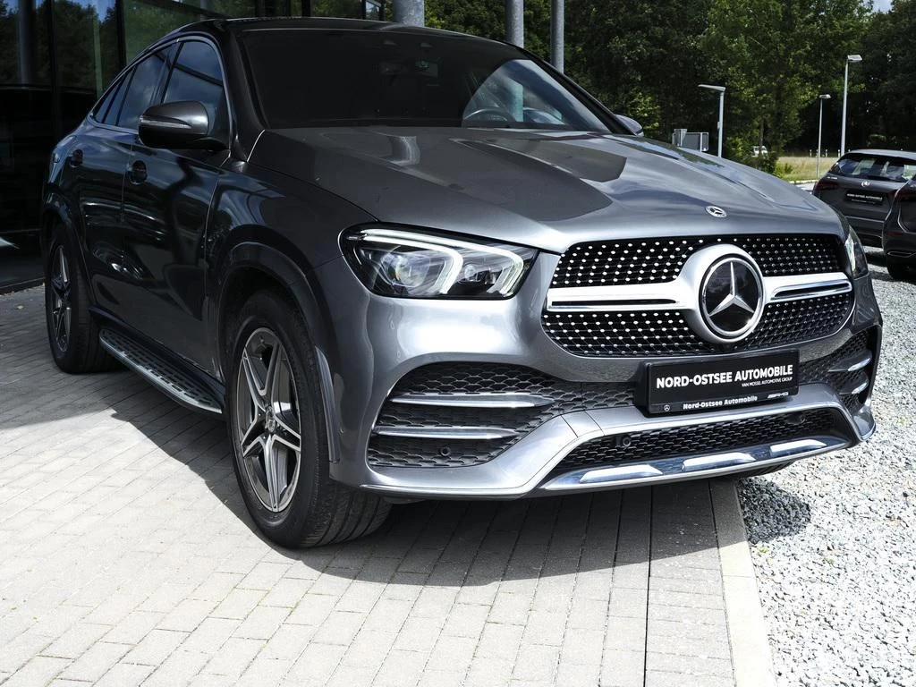 Mercedes-Benz-GLE 350 e-image-4