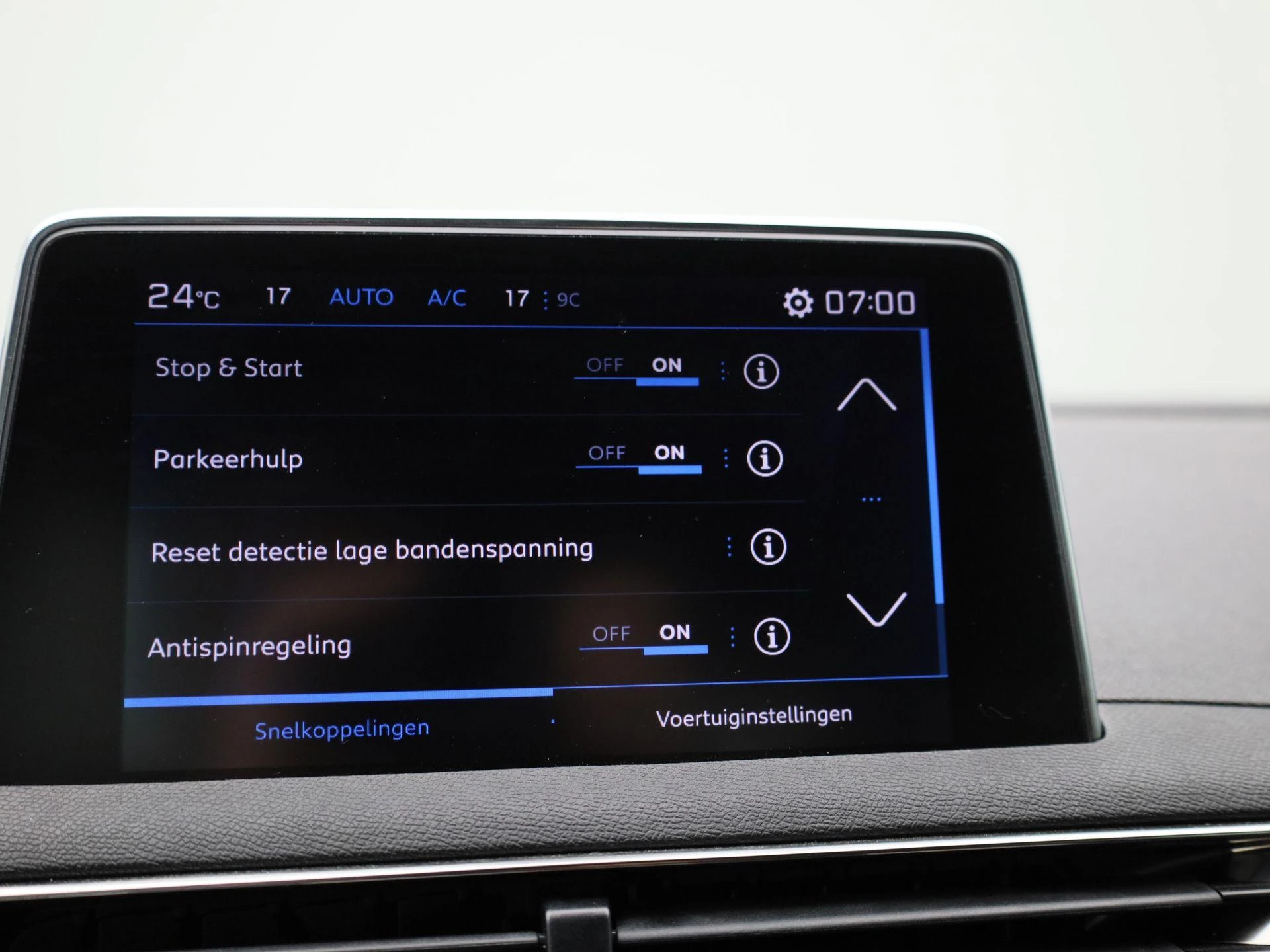 Peugeot-5008-image-23
