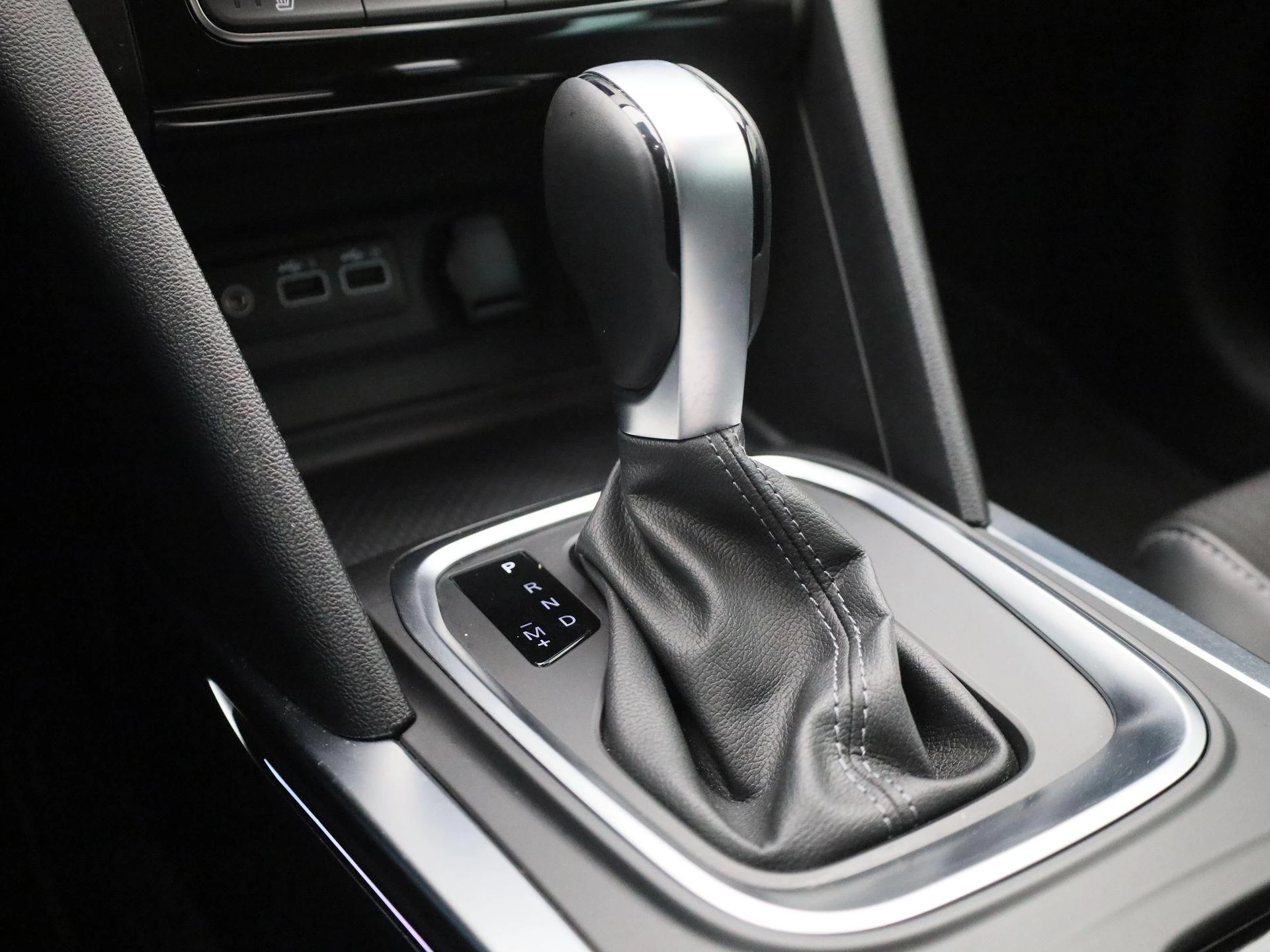 Renault-Mégane Estate-image-18