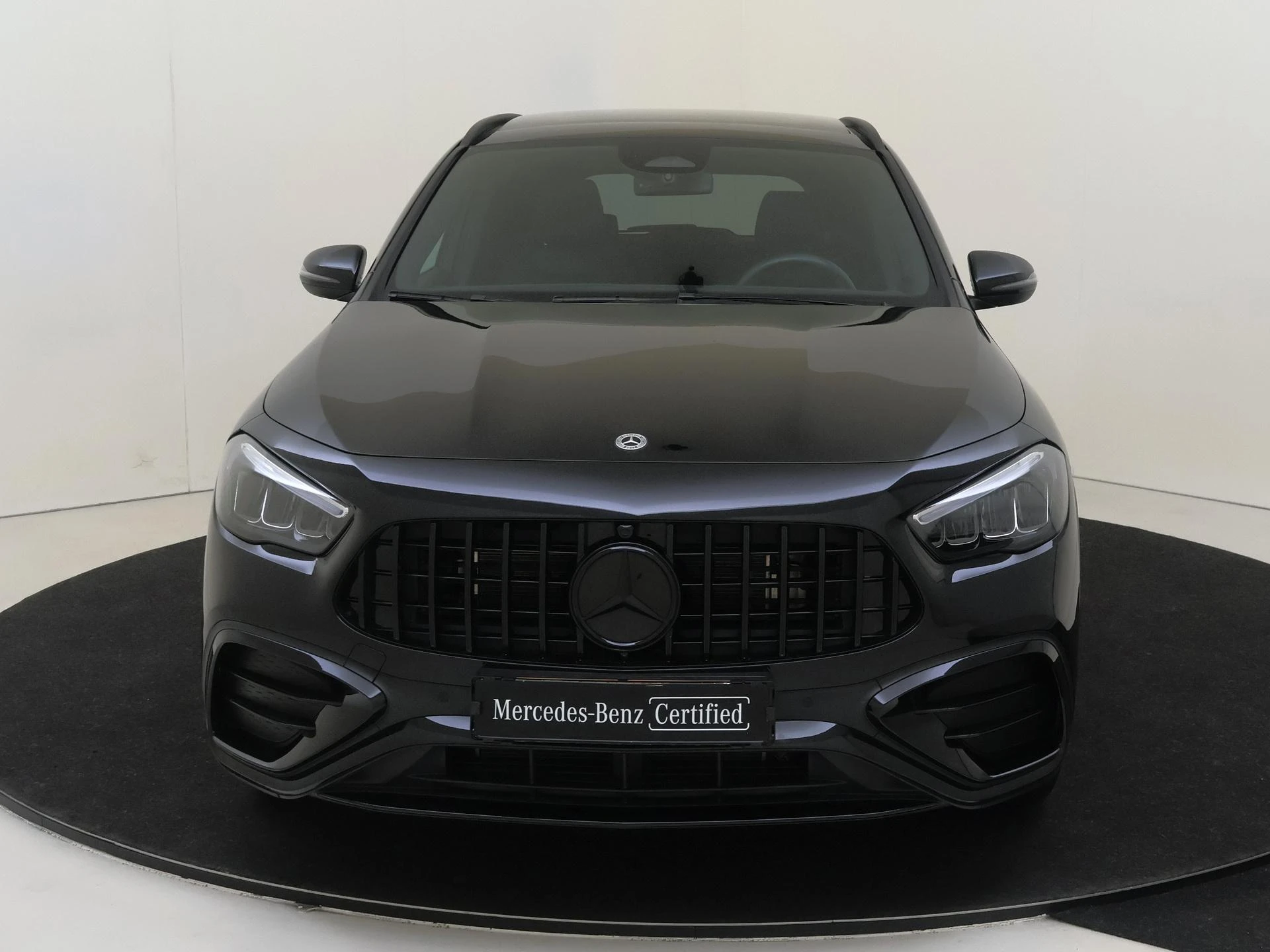 Mercedes-Benz-GLA-image-6