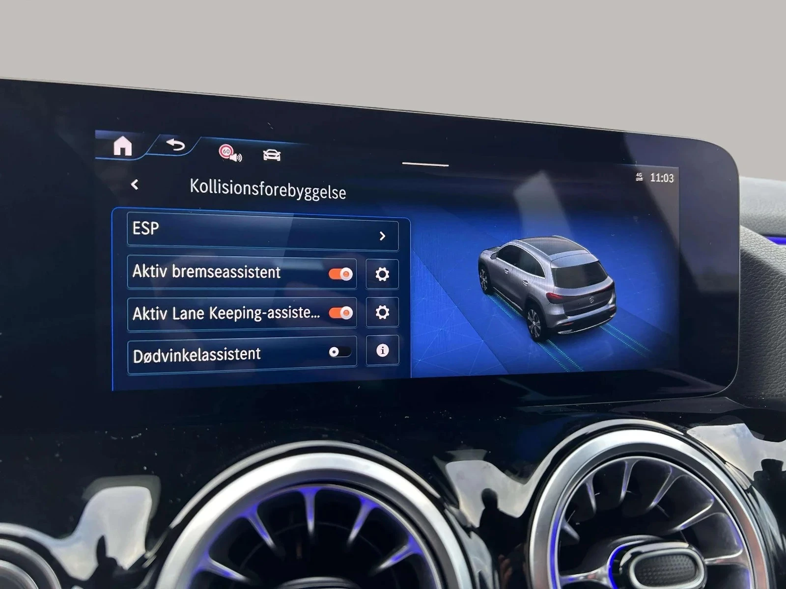 Mercedes-Benz-EQA-image-14