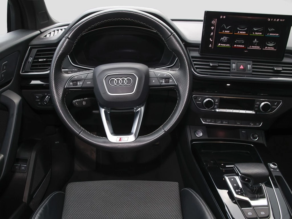 Audi Q5 55 TFSIe S line Matrix AHK B&O Business