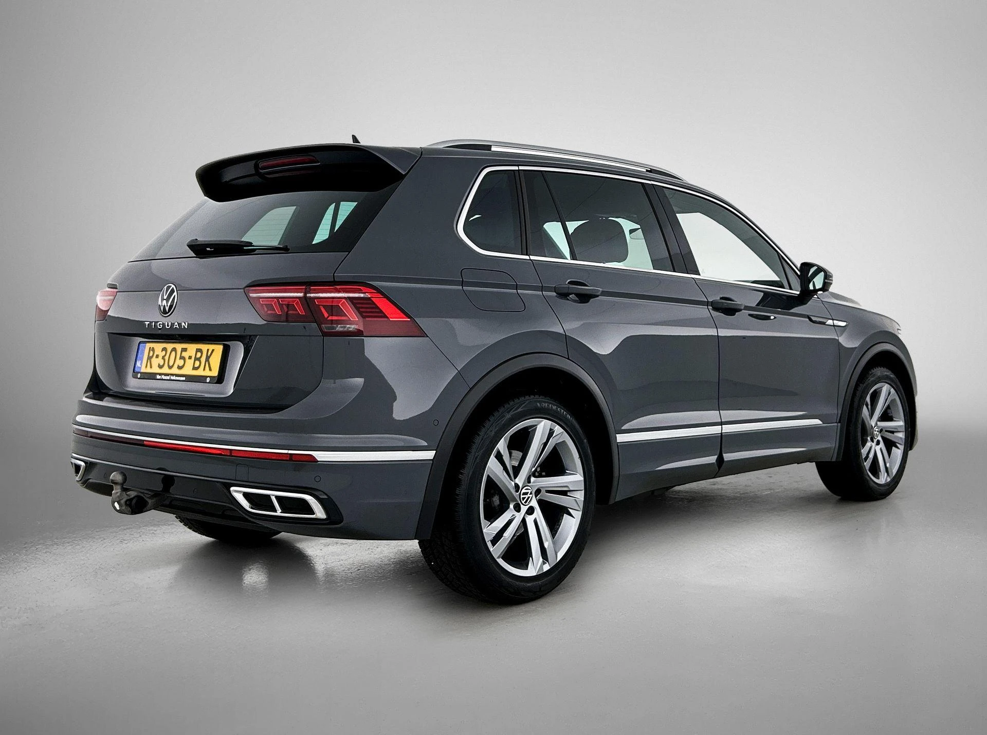 Volkswagen Tiguan 1.5 TSI R-Line Business+ | 150 PK |
