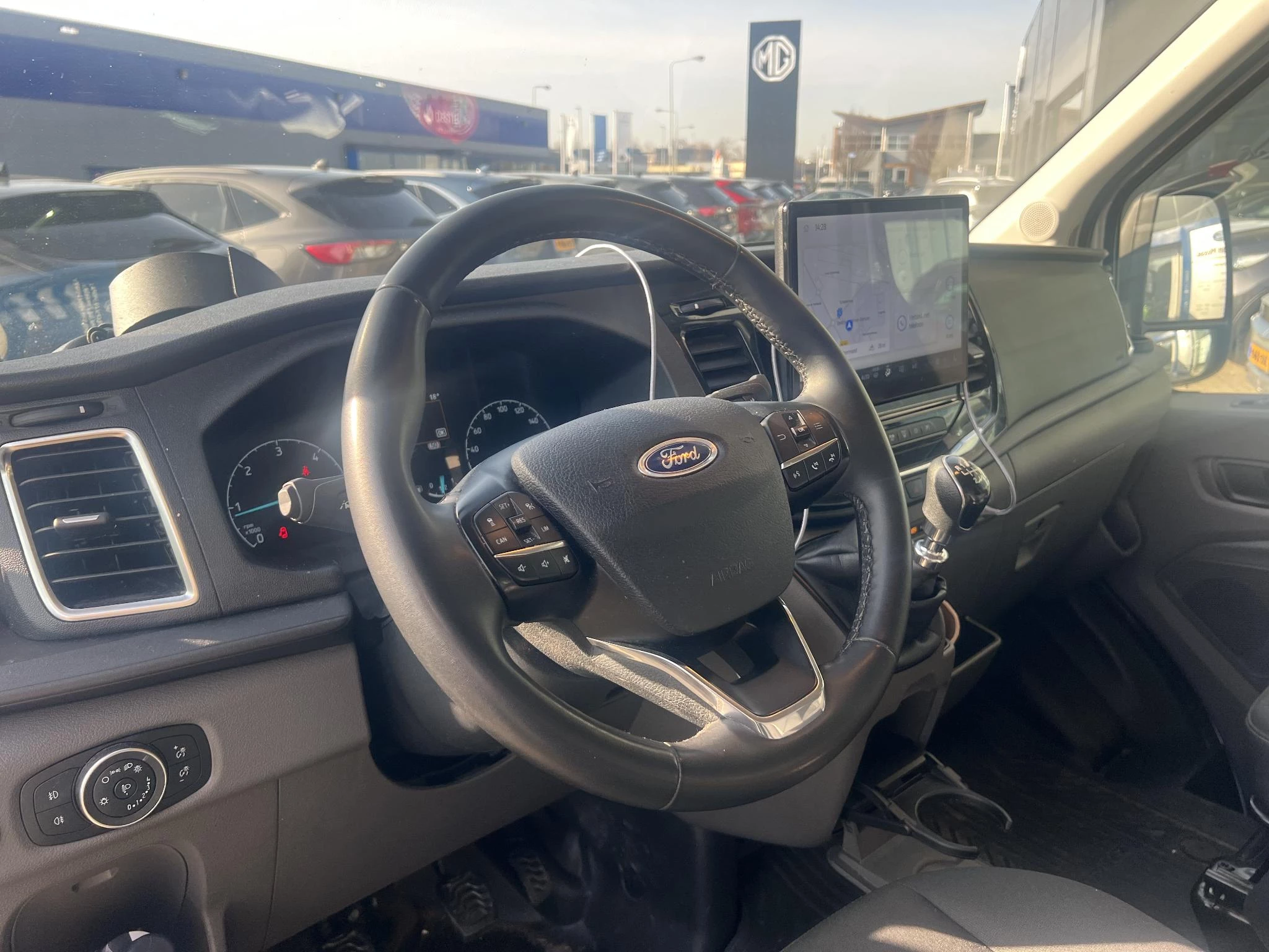 Ford-Transit-image-8