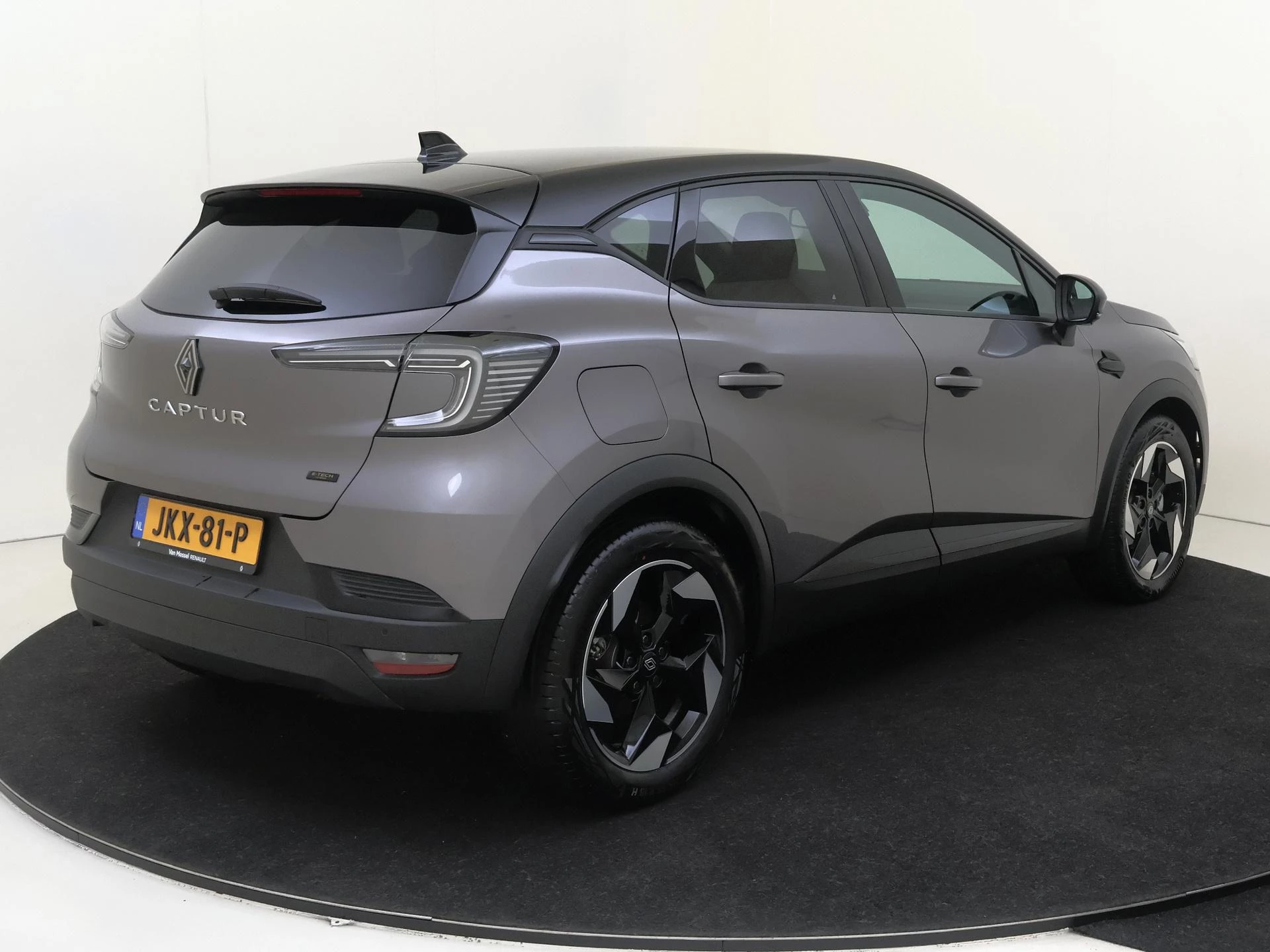 Renault-Captur-image-3