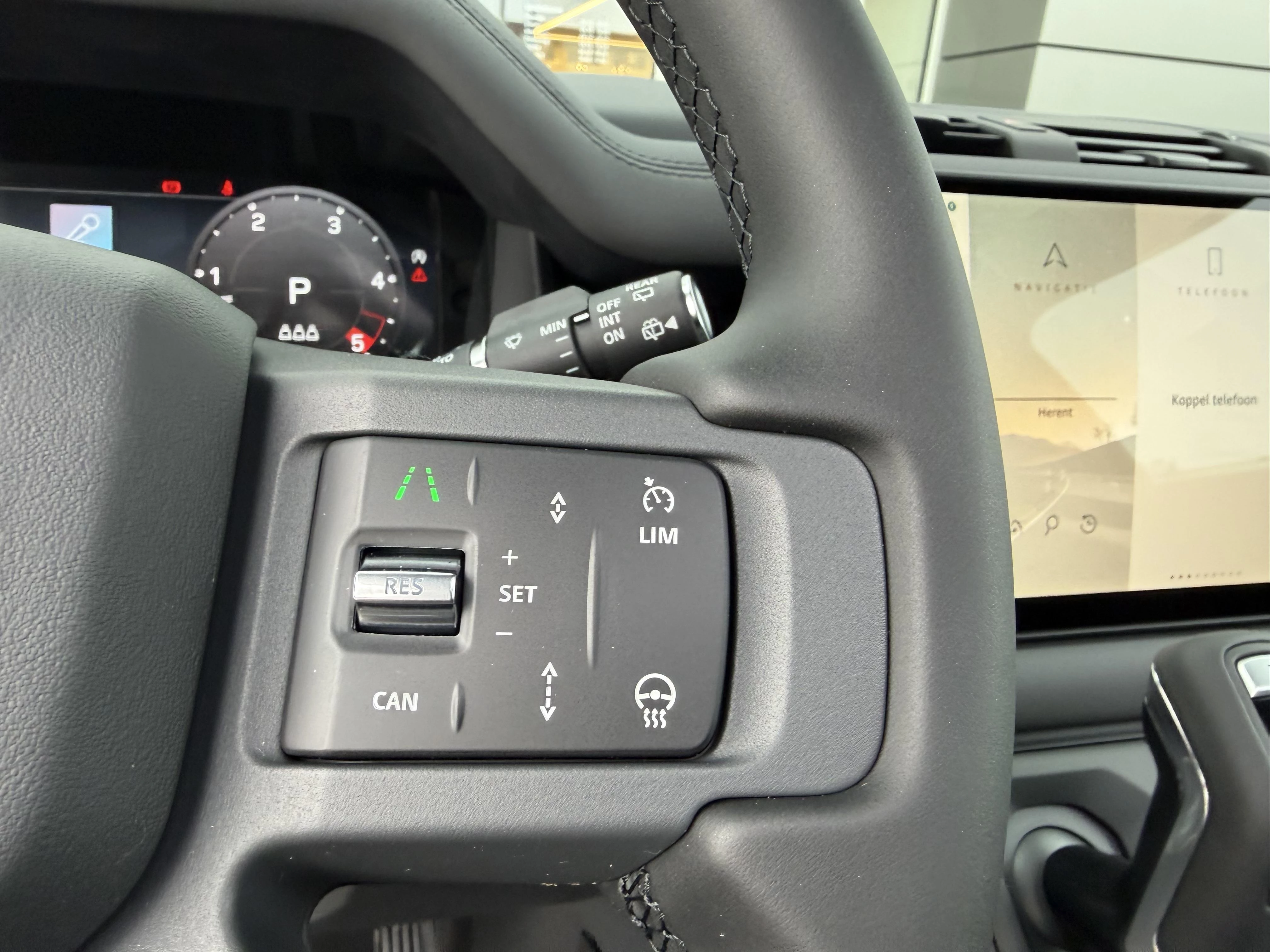 Land Rover Defender 90 D200 X-DYNAMIC