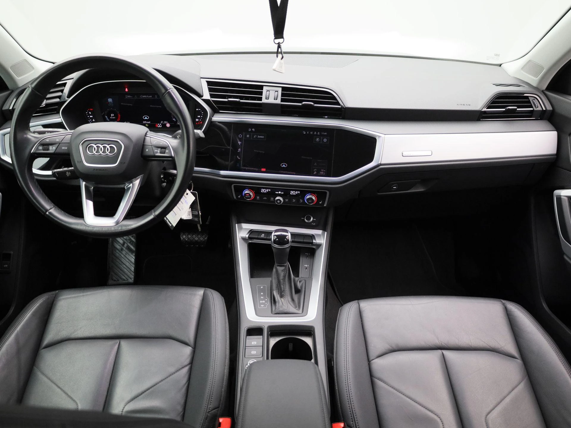 Audi-Q3-image-7