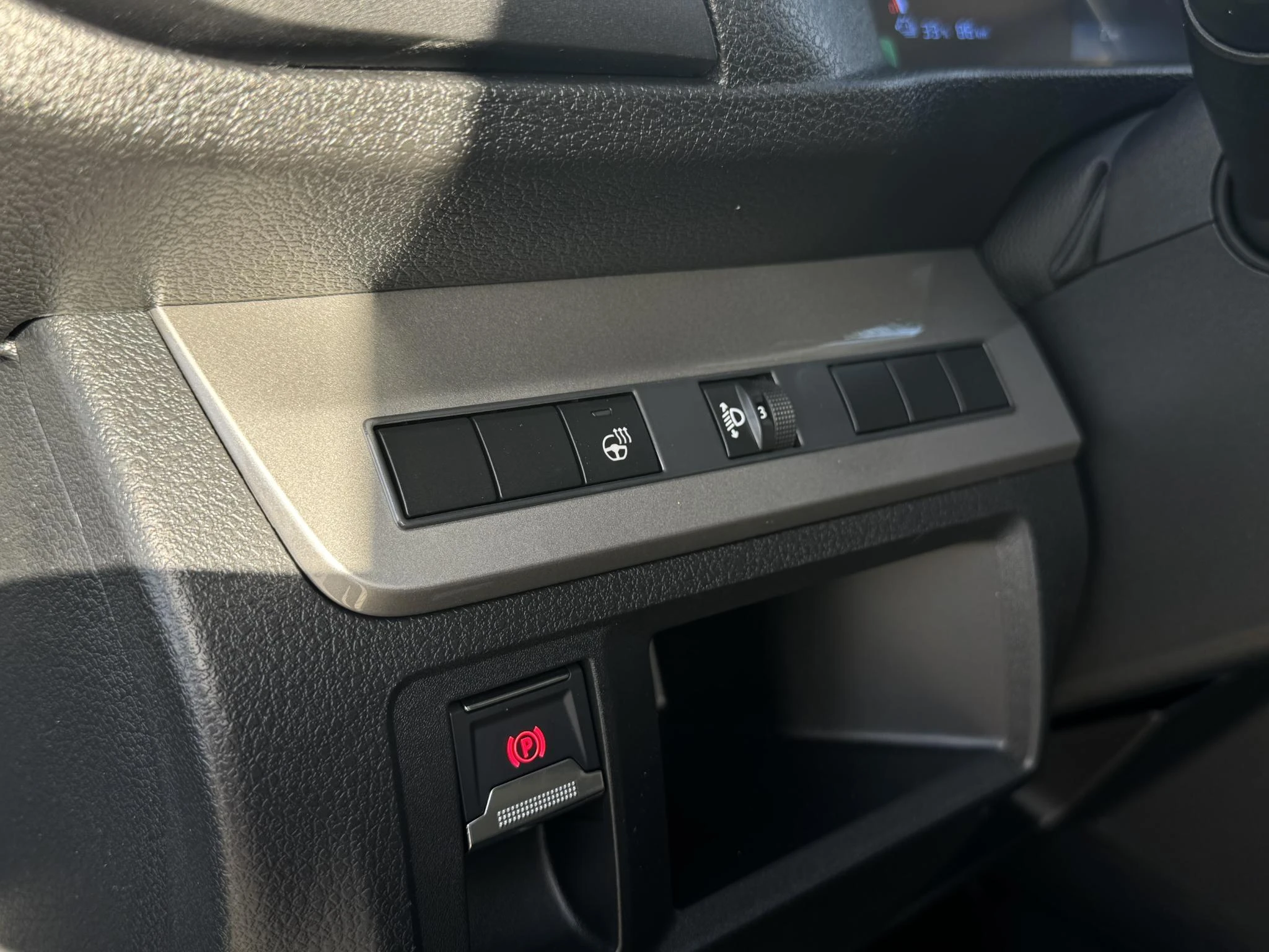 Peugeot-e-Expert-image-12