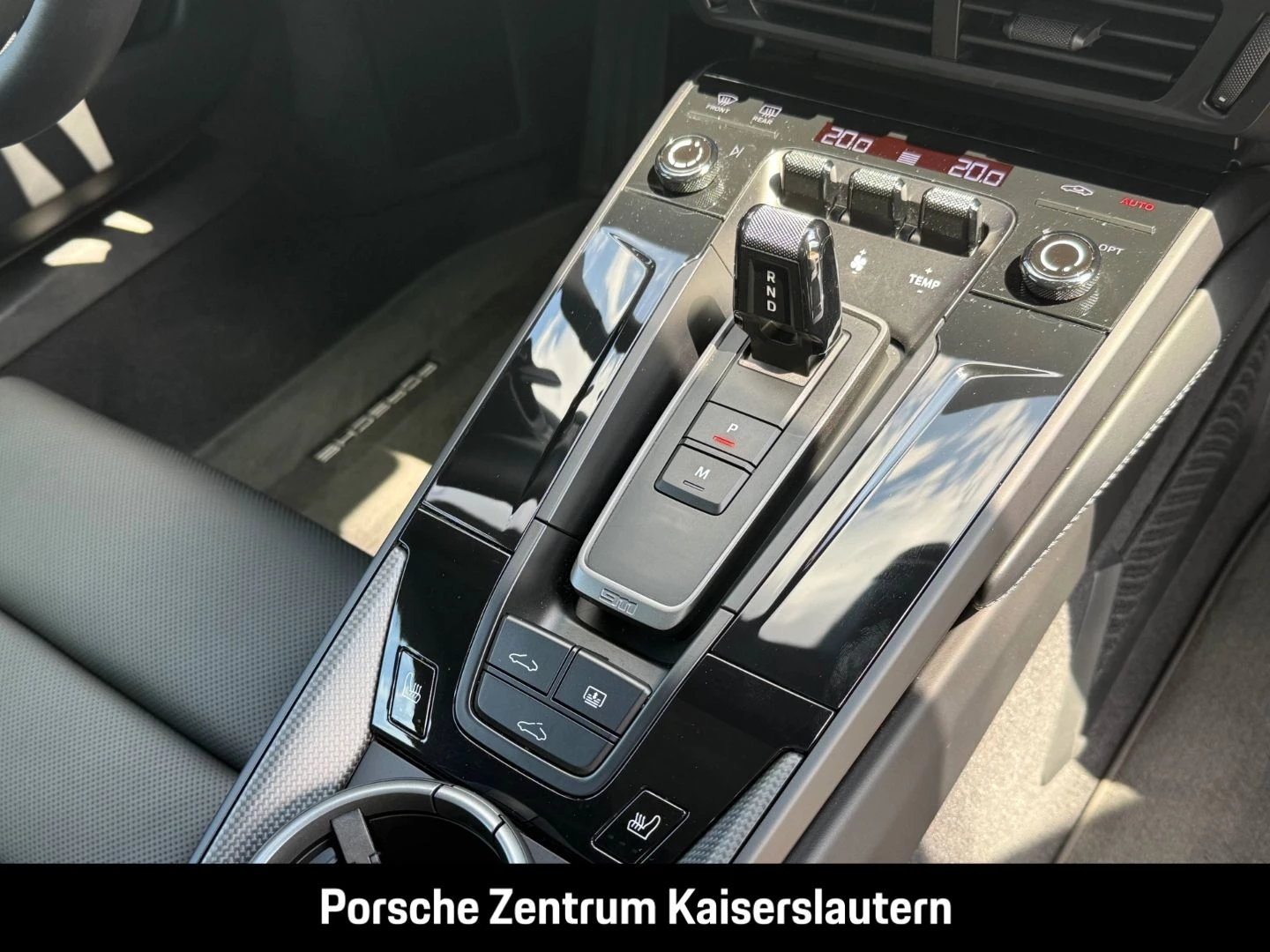 Porsche 911 992 Carrera Sportabgasanlage BOSE 21-Zoll carrera s