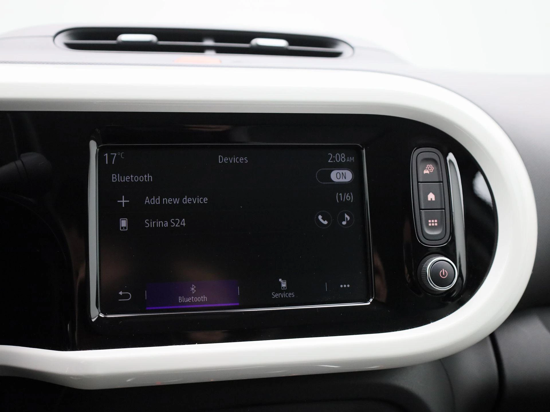 Renault-Twingo-image-23