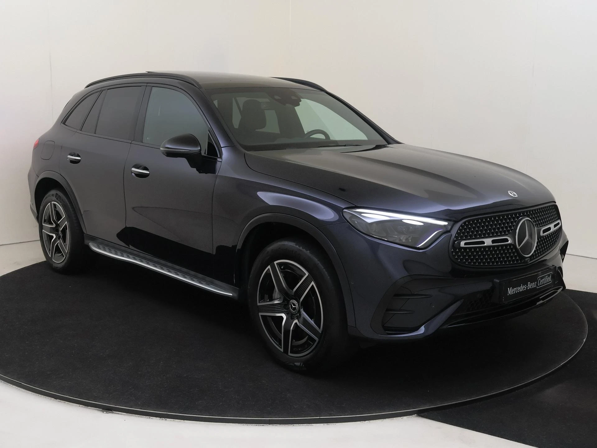 Mercedes-Benz-GLC-image-1