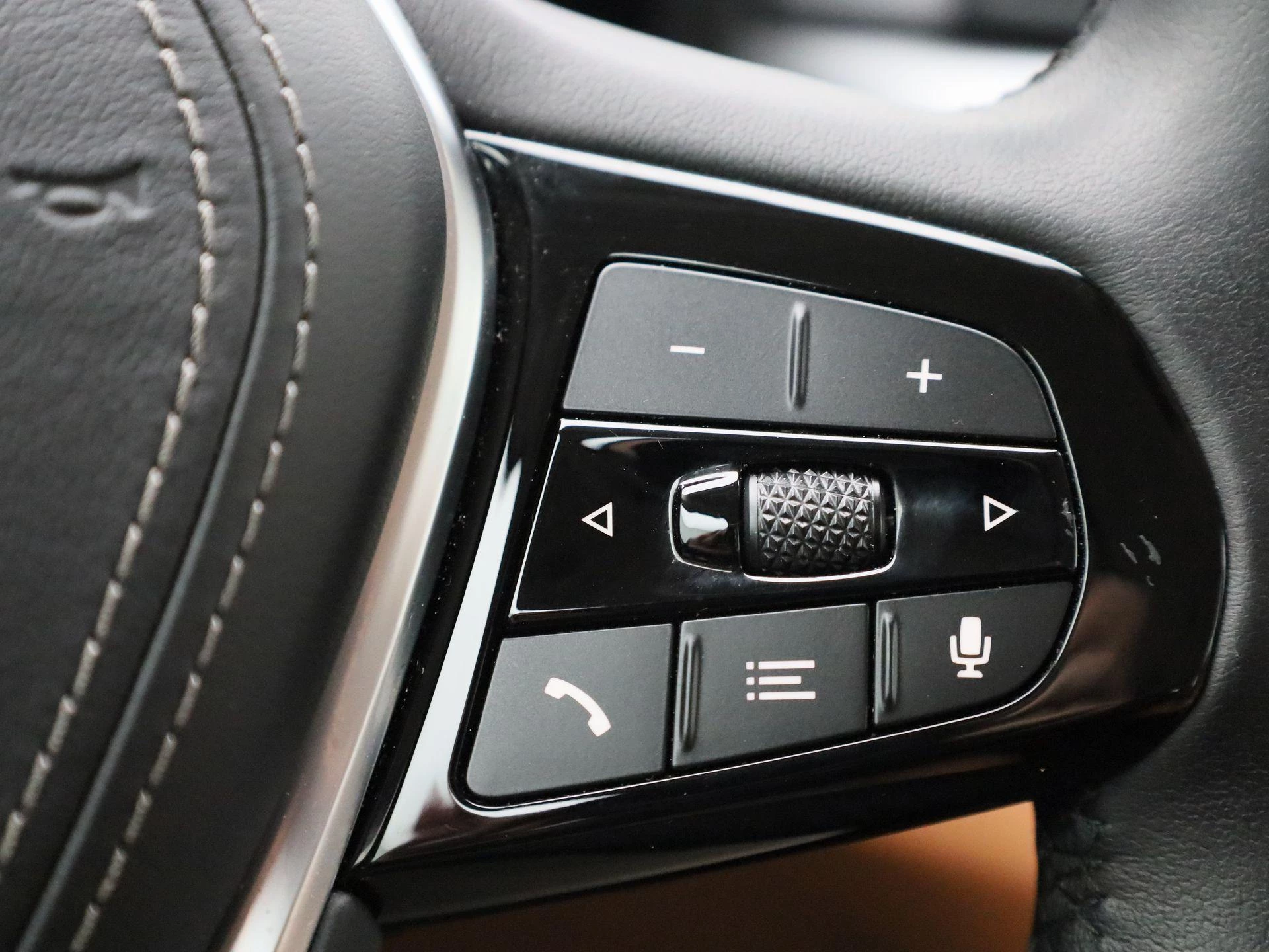 BMW-5 Serie-image-26