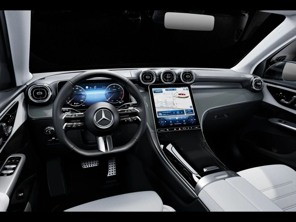 Mercedes-Benz-GLC 220 d-image-9