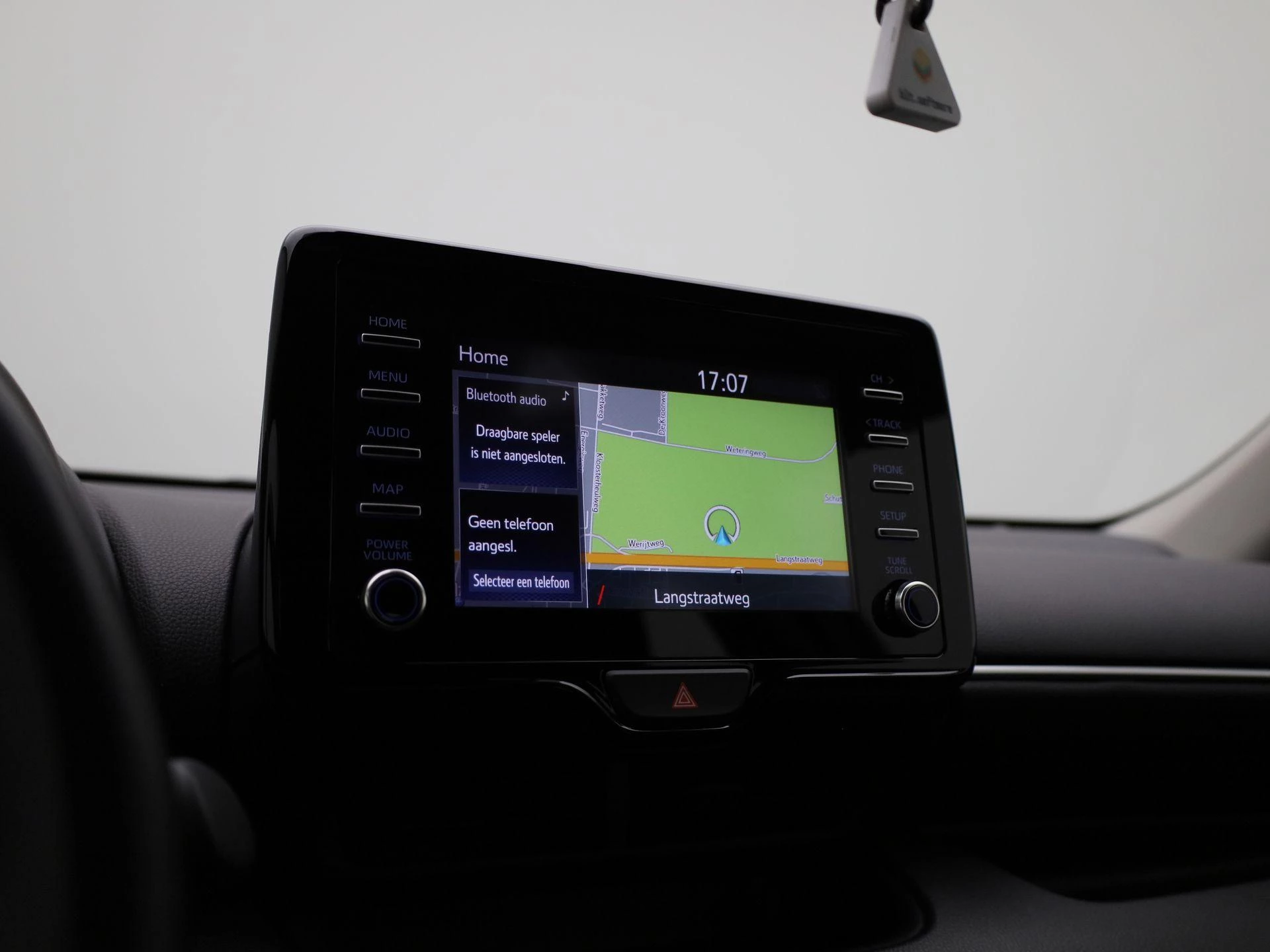 Toyota-Yaris-image-13