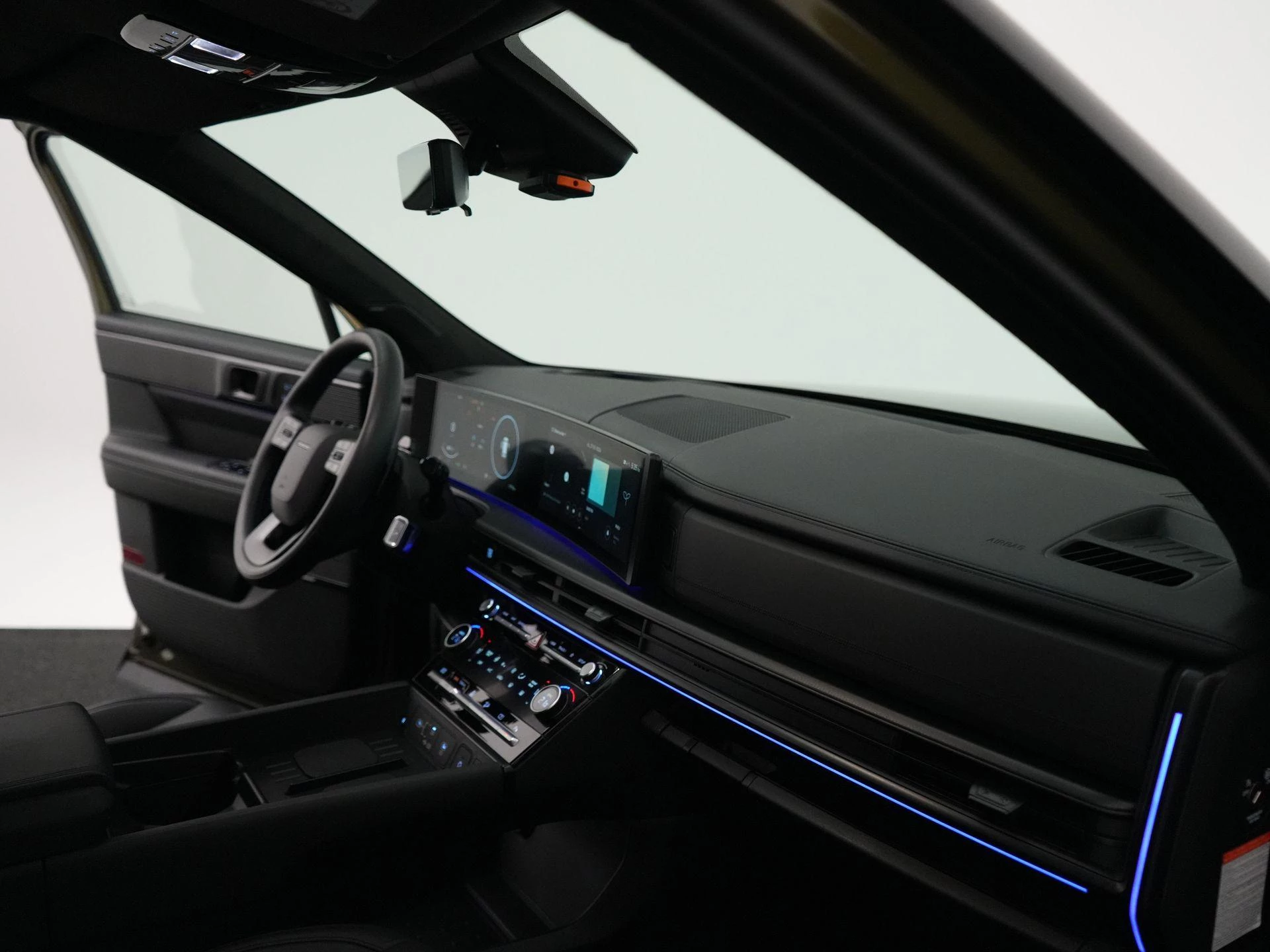 Hyundai-Santa Fe-image-47