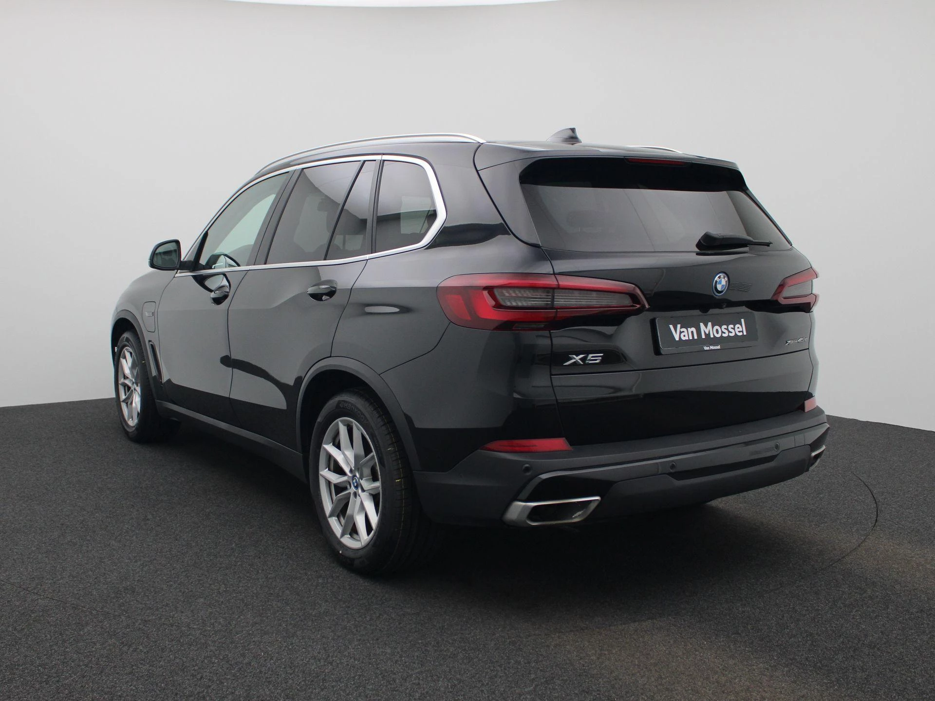 BMW-X5-image-3