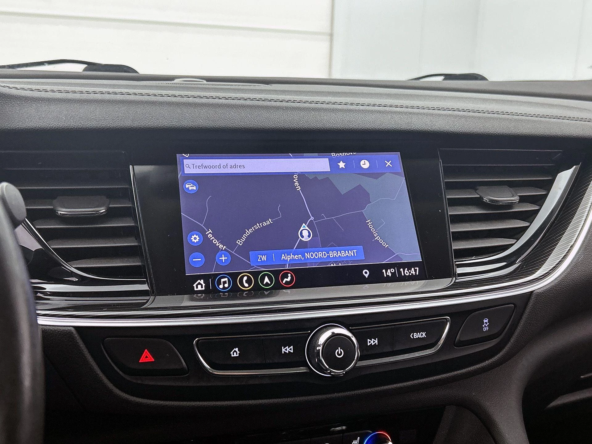 Opel-Insignia-image-36