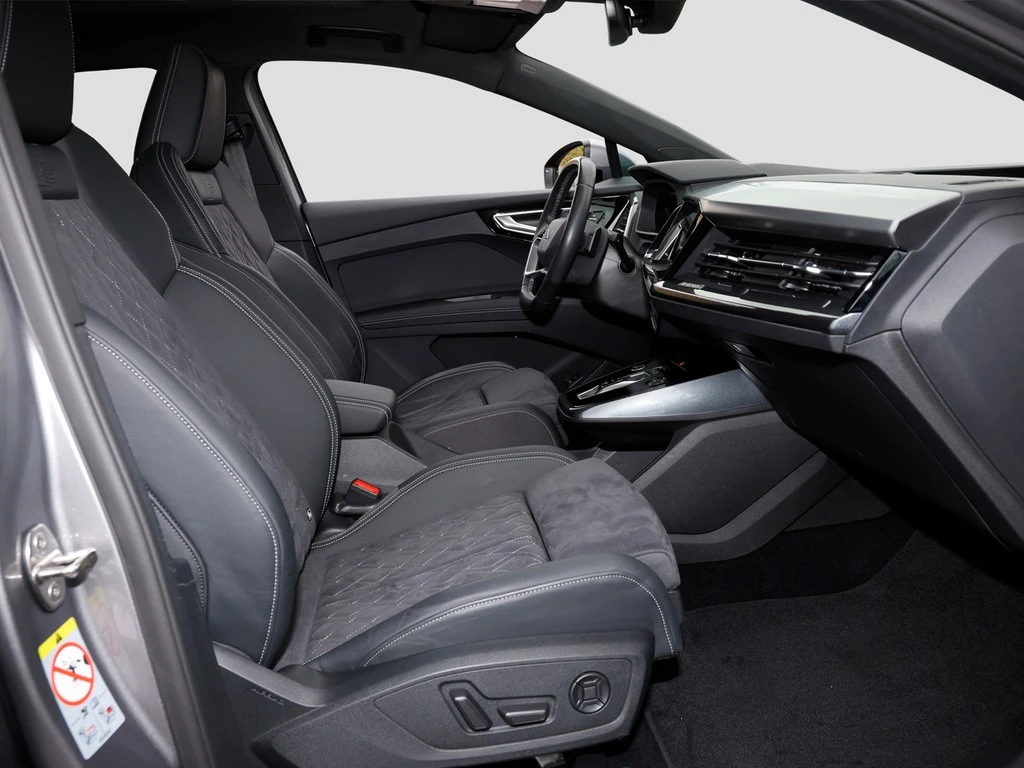 Audi Q4 e-tron 40 advanced Navi Matrix Pano AHK