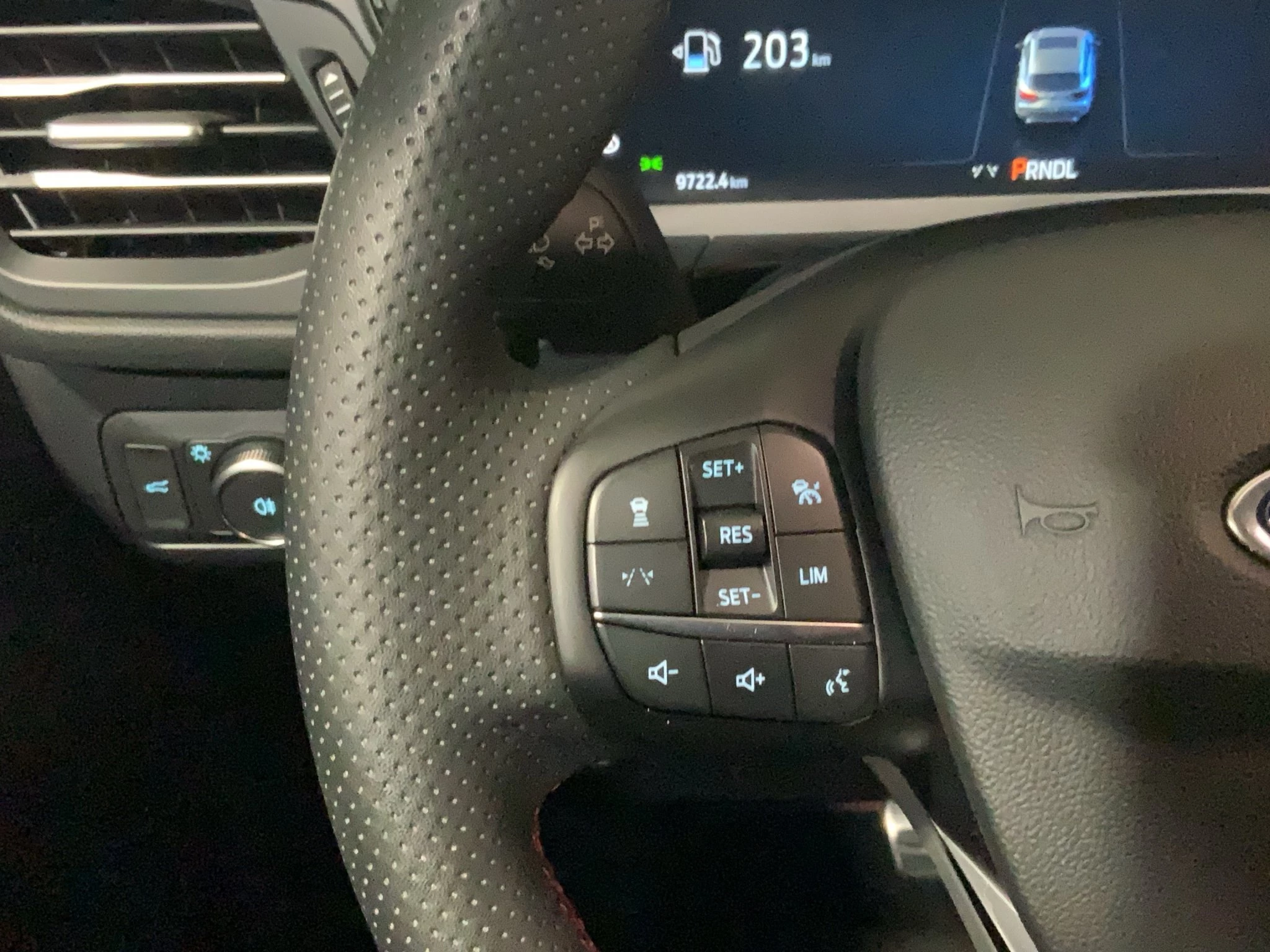 Ford Kuga ST-Line X Aut.*360GRAD*LED-MATRIX*NAVI*GRA*WINTER-PKT.